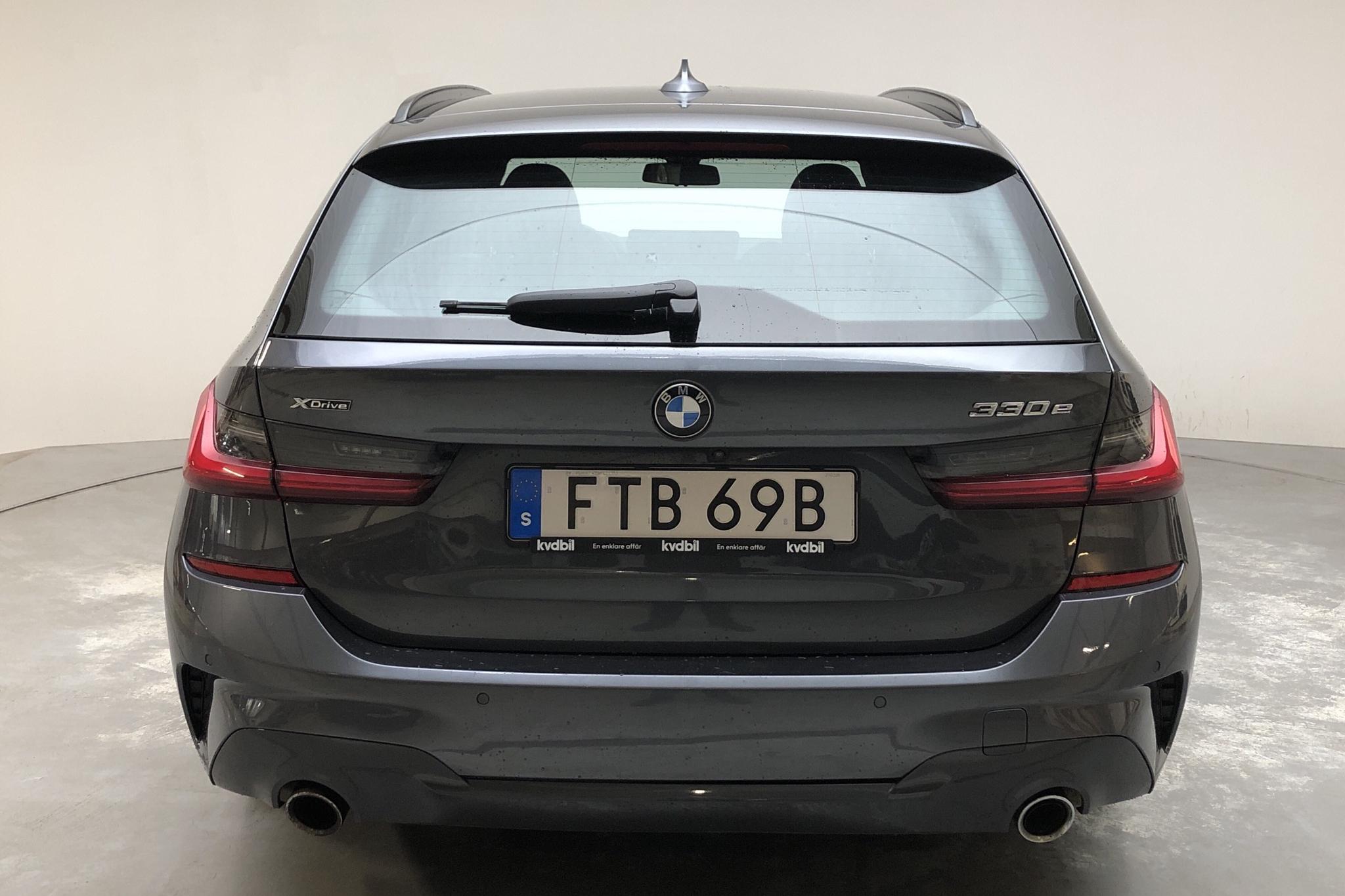 BMW 330e xDrive Touring, G21 (292hk) - 12 281 mil - Automat - grå - 2021