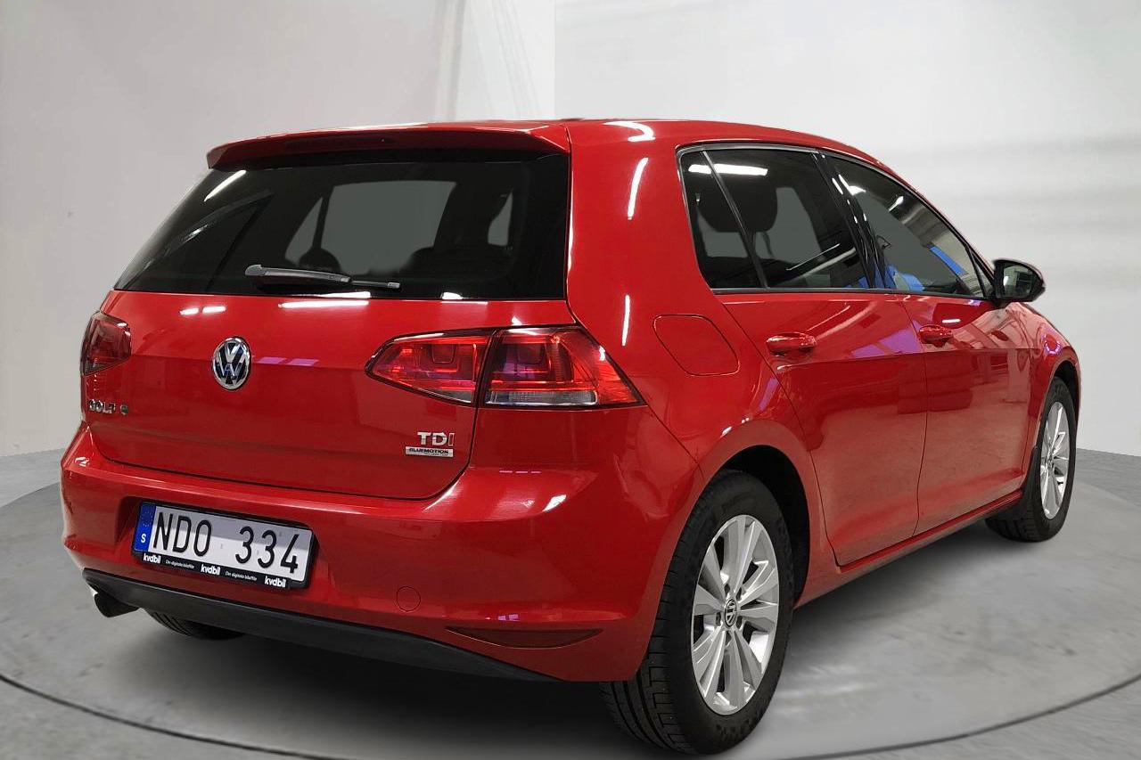 VW Golf VII 1.6 TDI BlueMotion Technology 5dr (105hk) - 119 830 km - Automaatne - punane - 2013