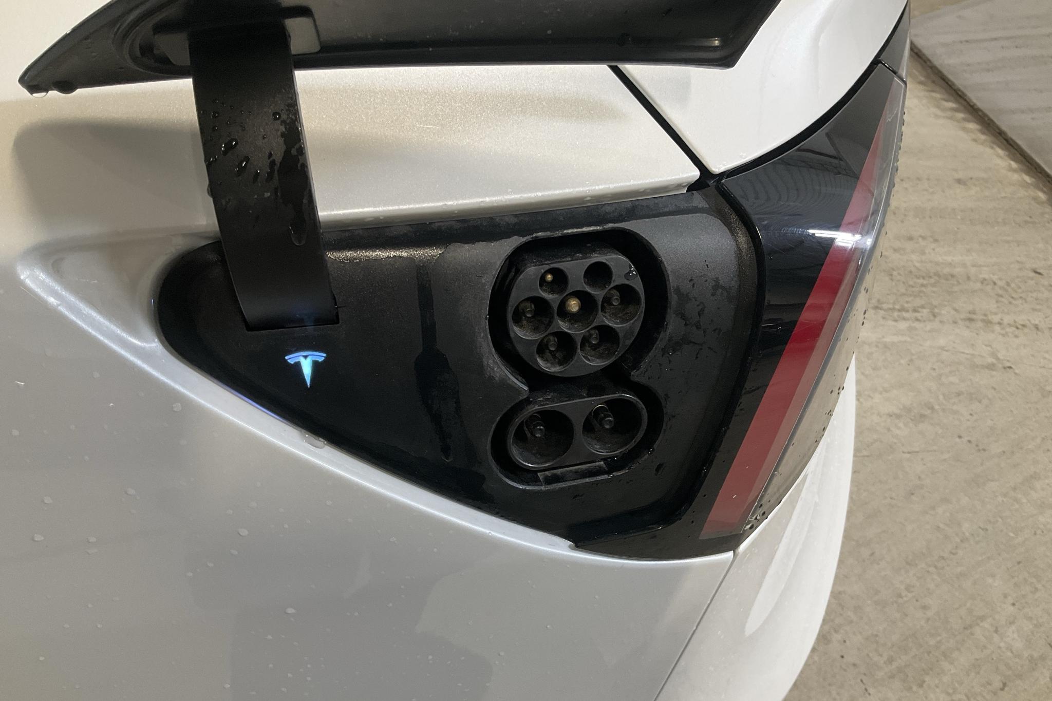 Tesla Model 3 Long Range Dual Motor AWD - 166 350 km - Automatyczna - biały - 2019