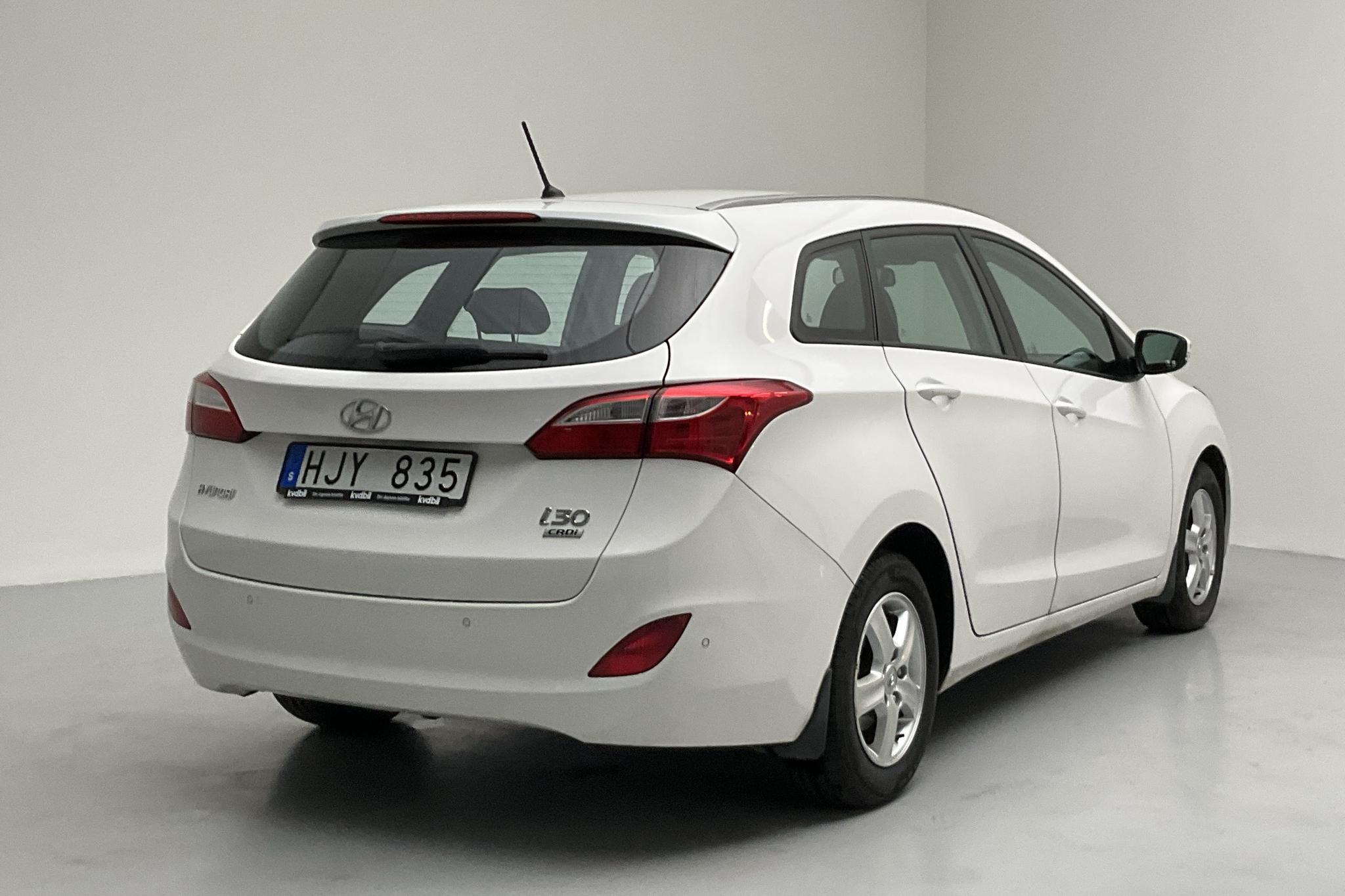 Hyundai i30 1.6 CRDi Kombi (110hk) - 163 640 km - Manual - white - 2014