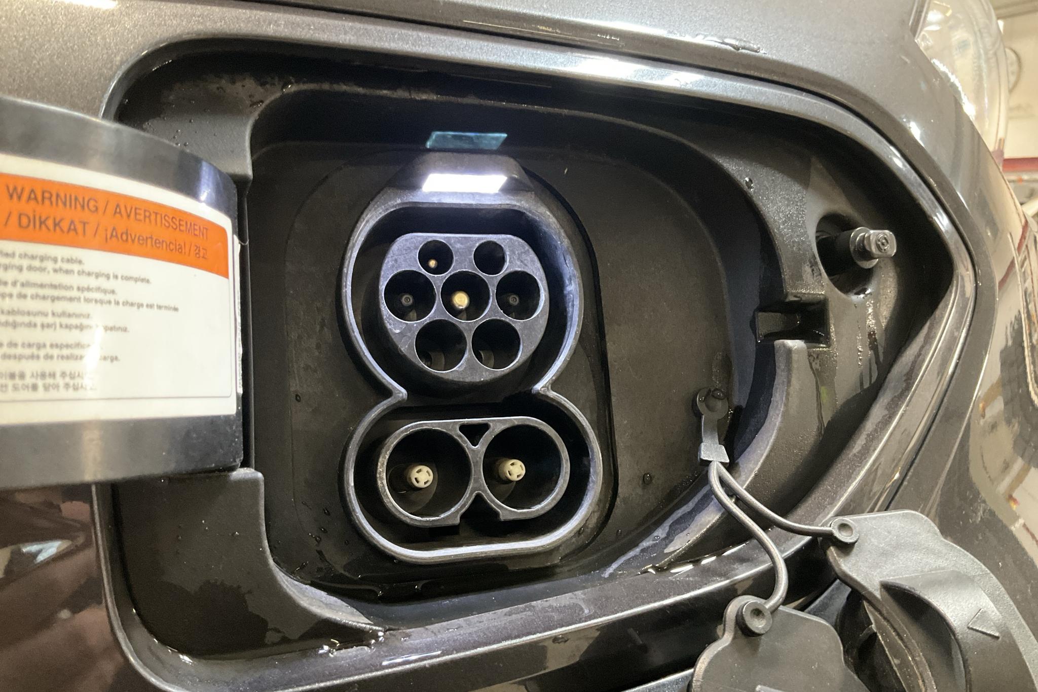 KIA Niro EV 64 kWh (204hk) - 151 450 km - Automatyczna - szary - 2019