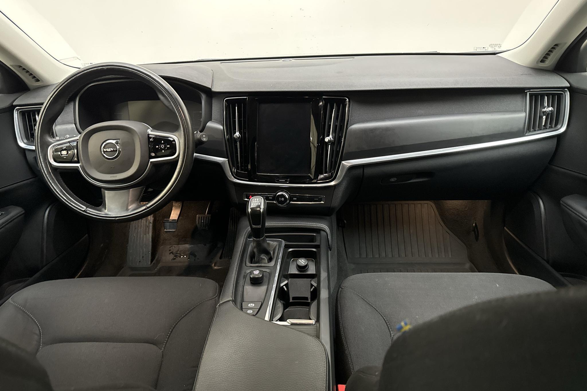 Volvo V90 D3 (150hk) - 107 880 km - Manuaalinen - musta - 2018