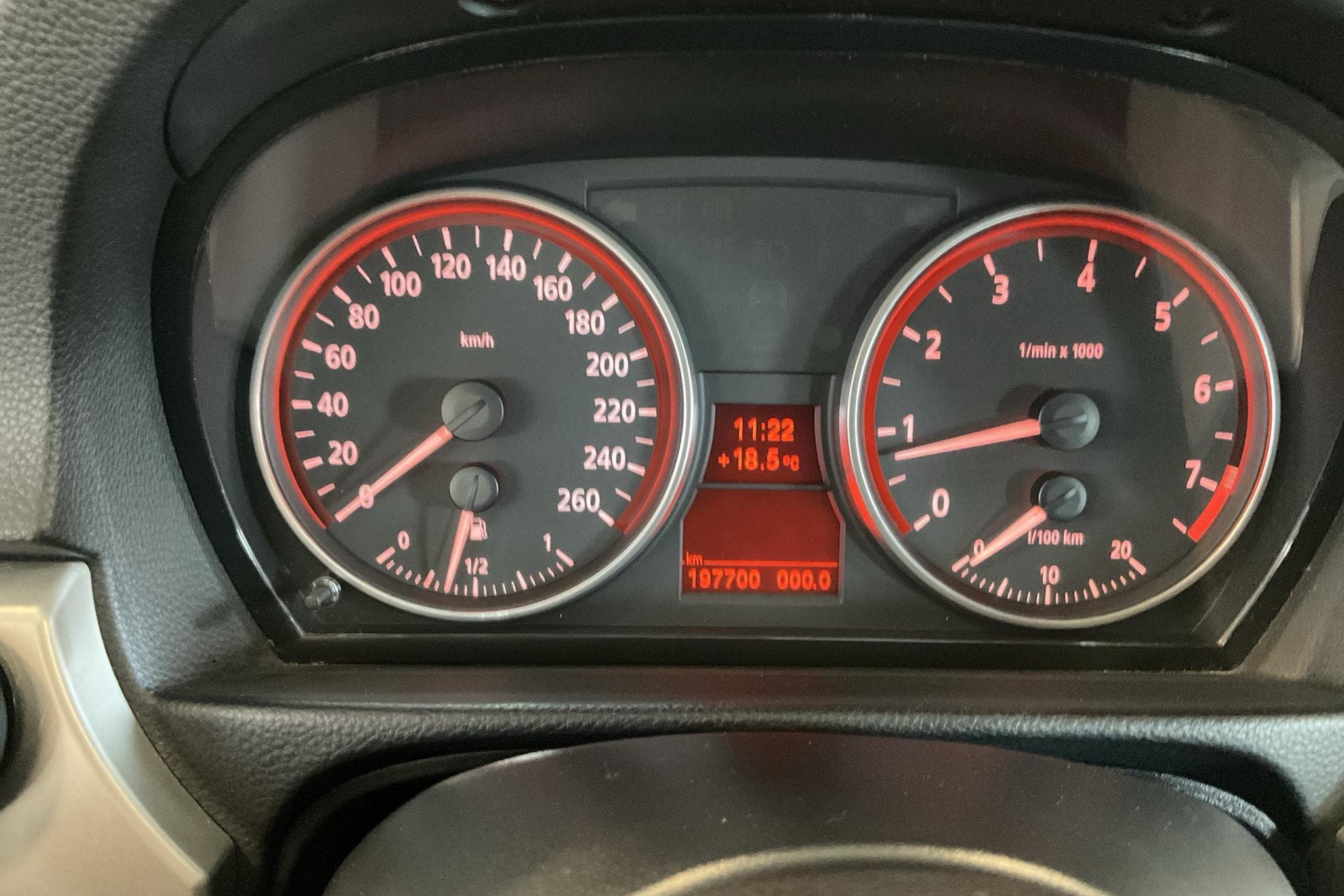 BMW 325i Touring, E91 (218hk) - 19 770 mil - Manuell - blå - 2006