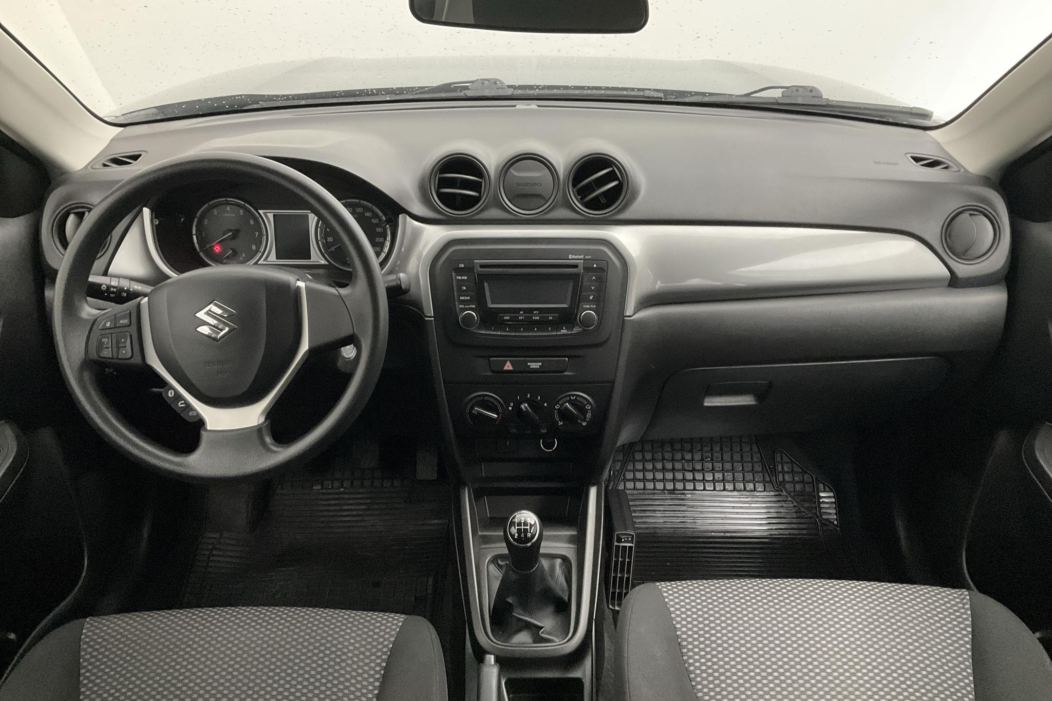 Suzuki Vitara 1.6 (120hk) - 120 730 km - Manual - Dark Grey - 2017