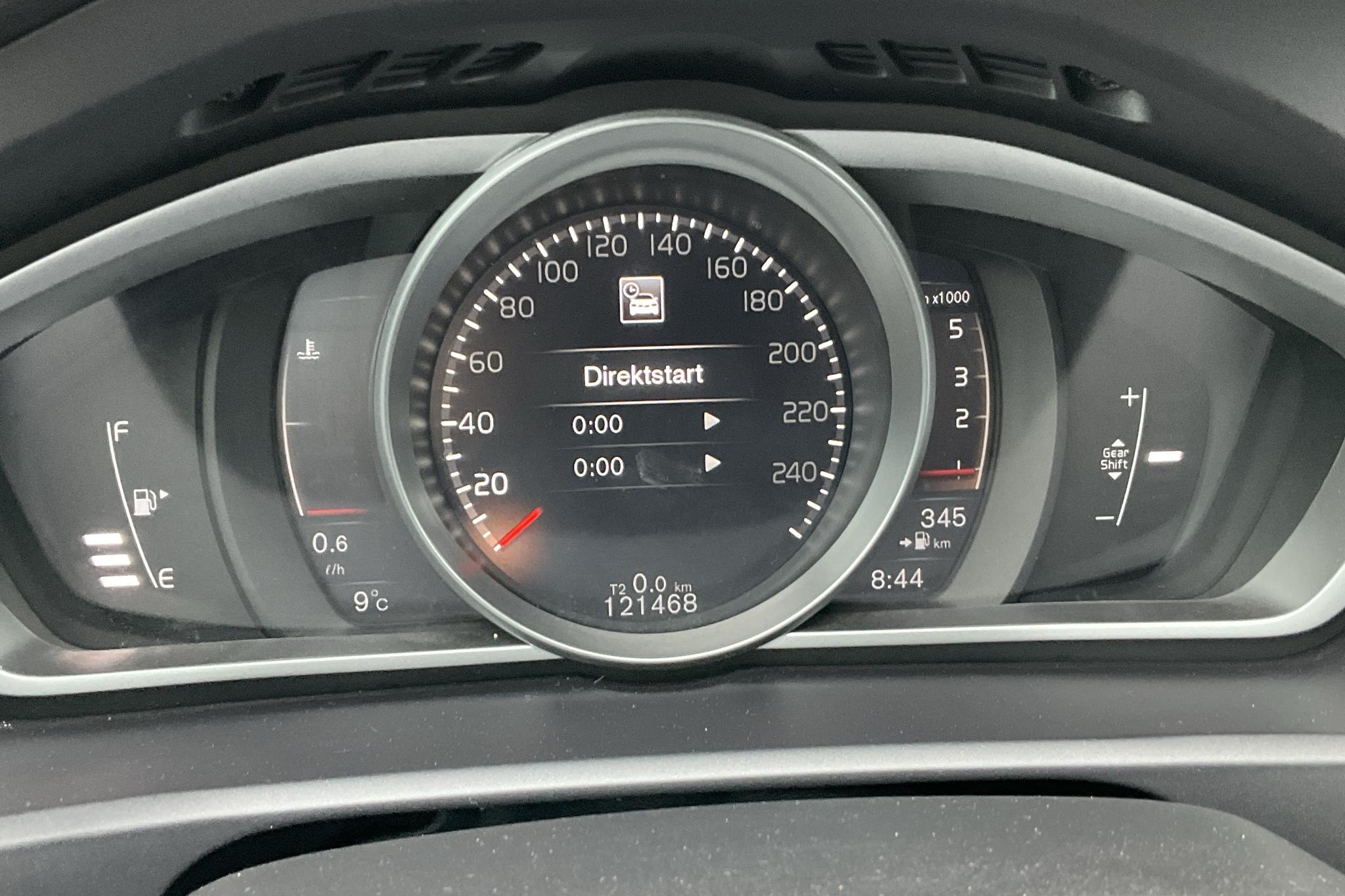 Volvo V40 Cross Country D3 (150hk) - 121 460 km - Käsitsi - hõbe - 2018