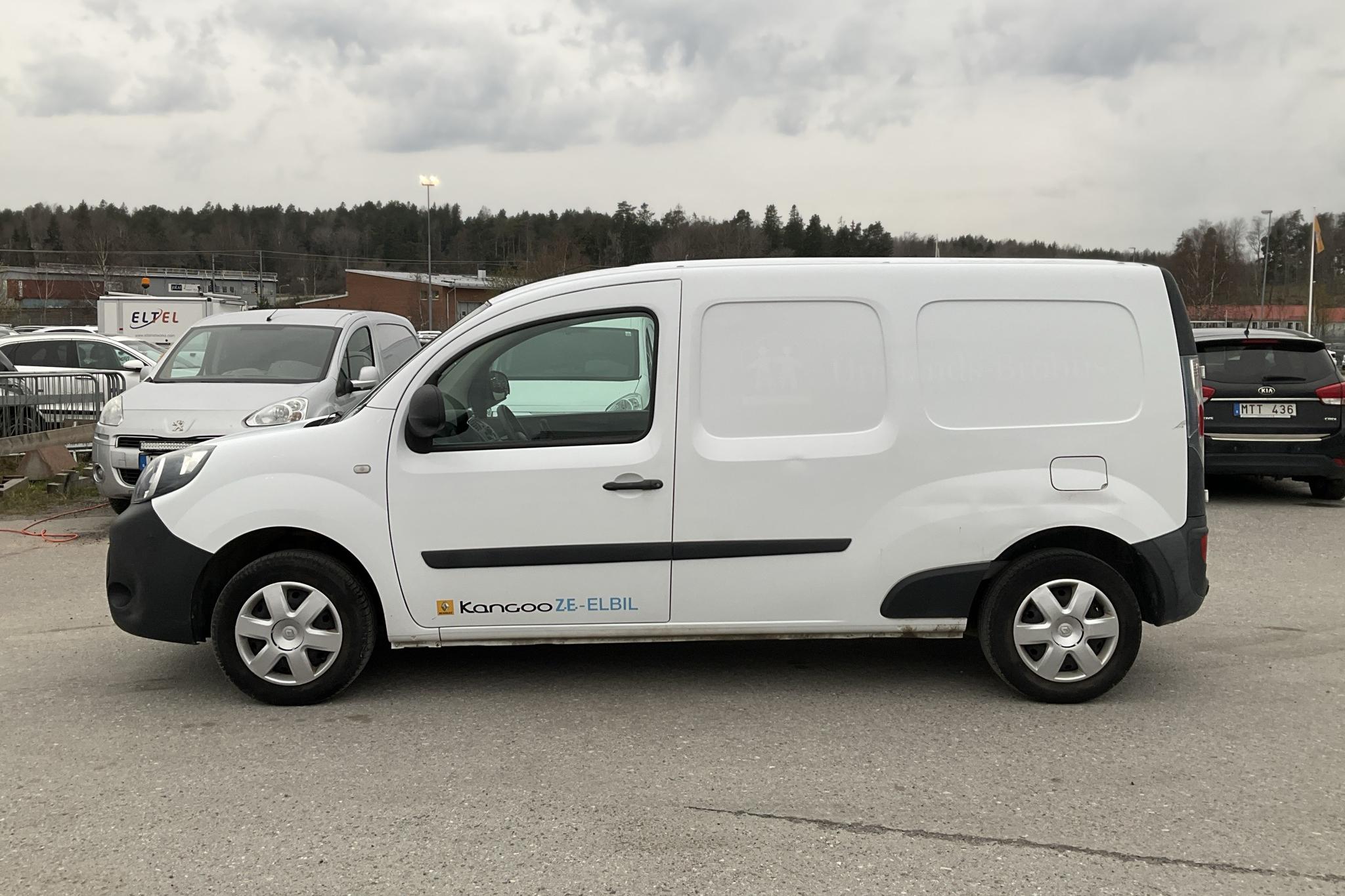 Renault Kangoo II Z.E. 22 kWh Maxi Skåp (60hk) - 2 336 mil - Automat - vit - 2015
