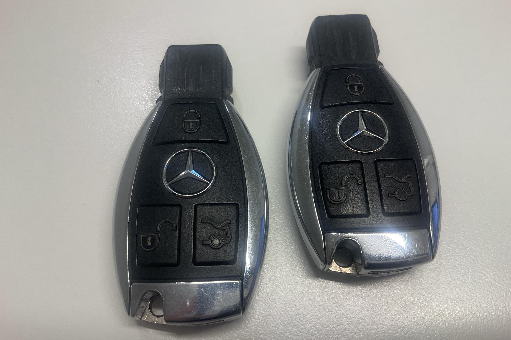 Mercedes GLC 350 e 4MATIC X253 (211hk) - 125 680 km - Automatyczna - biały - 2018