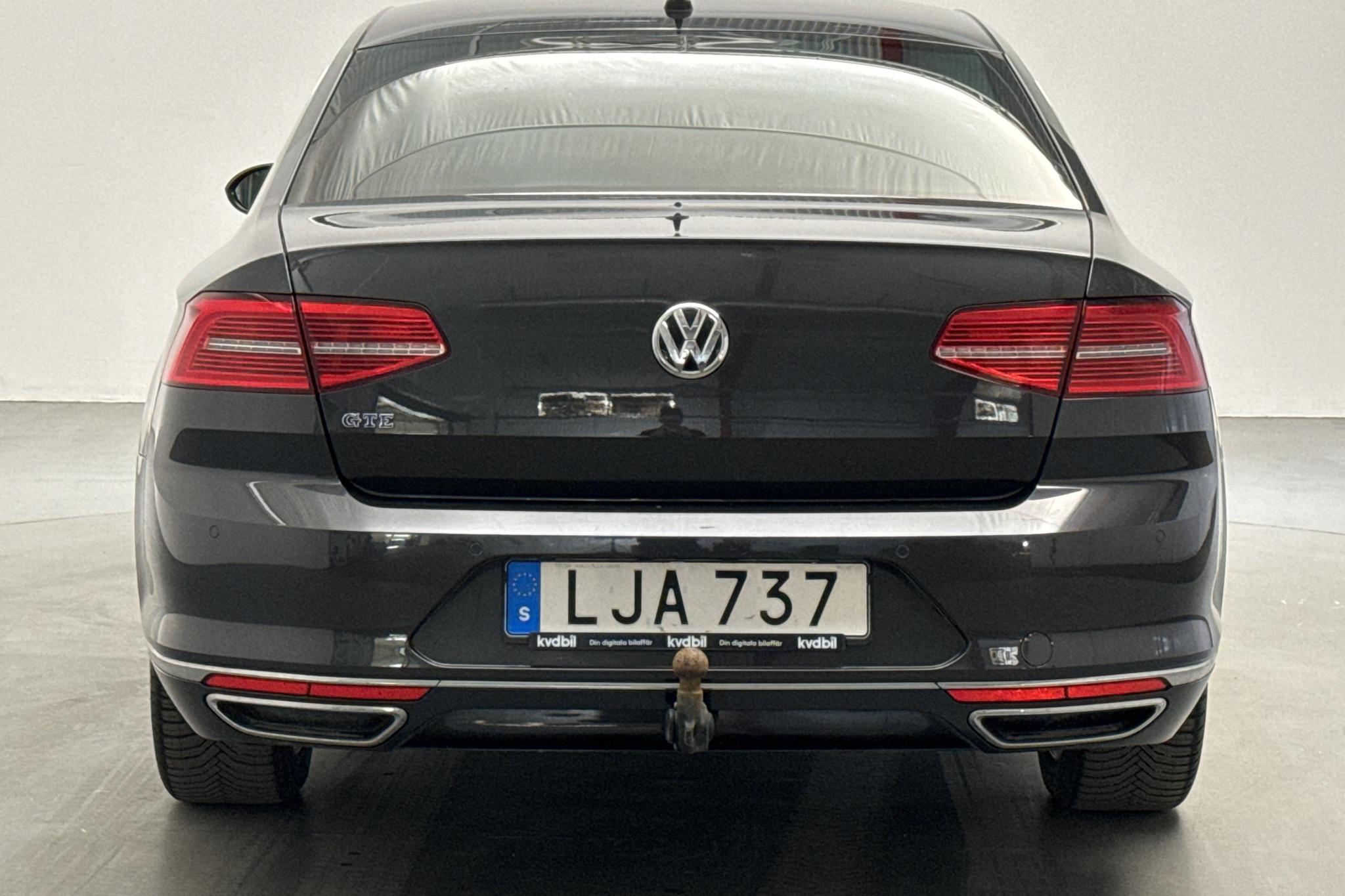 VW Passat 1.4 Plug-in-Hybrid (218hk) - 14 017 mil - Automat - Dark Grey - 2018