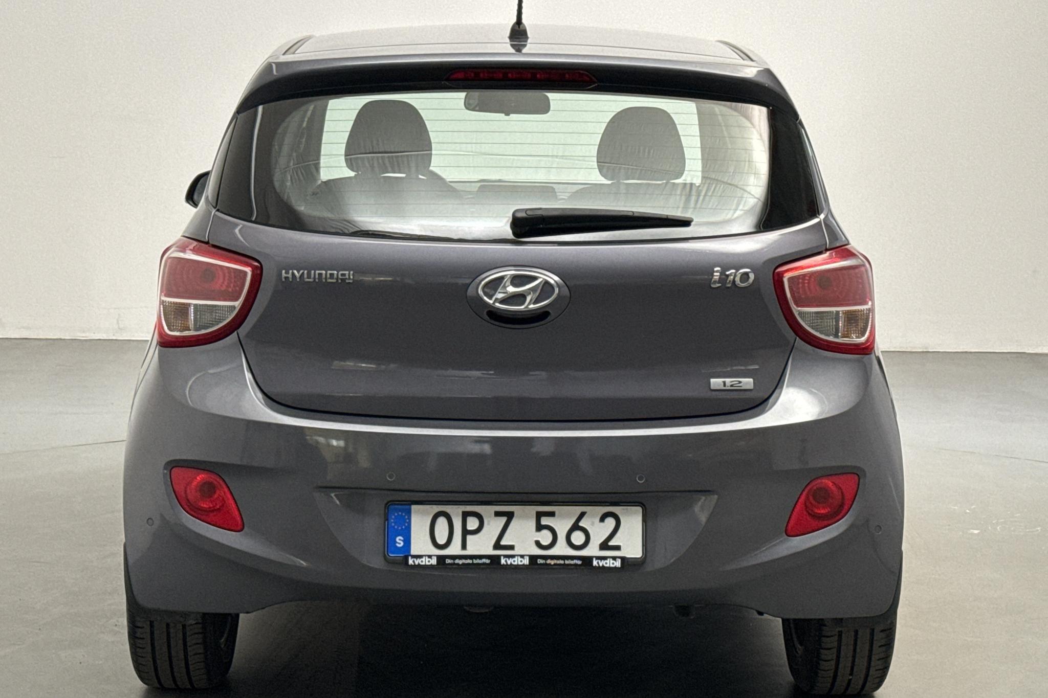 Hyundai i10 1.2 (87hk) - 33 550 km - Manuaalinen - Dark Grey - 2015