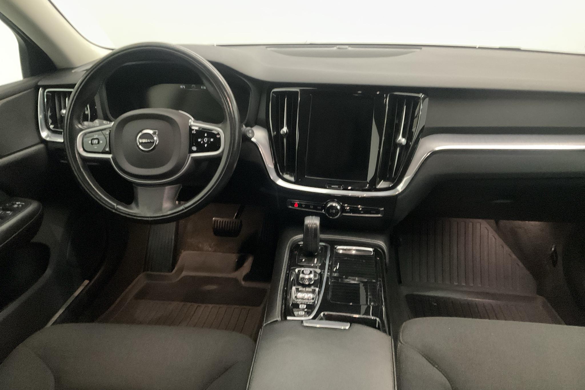 Volvo V60 T6 AWD Recharge (340hk) - 122 460 km - Automaatne - must - 2021