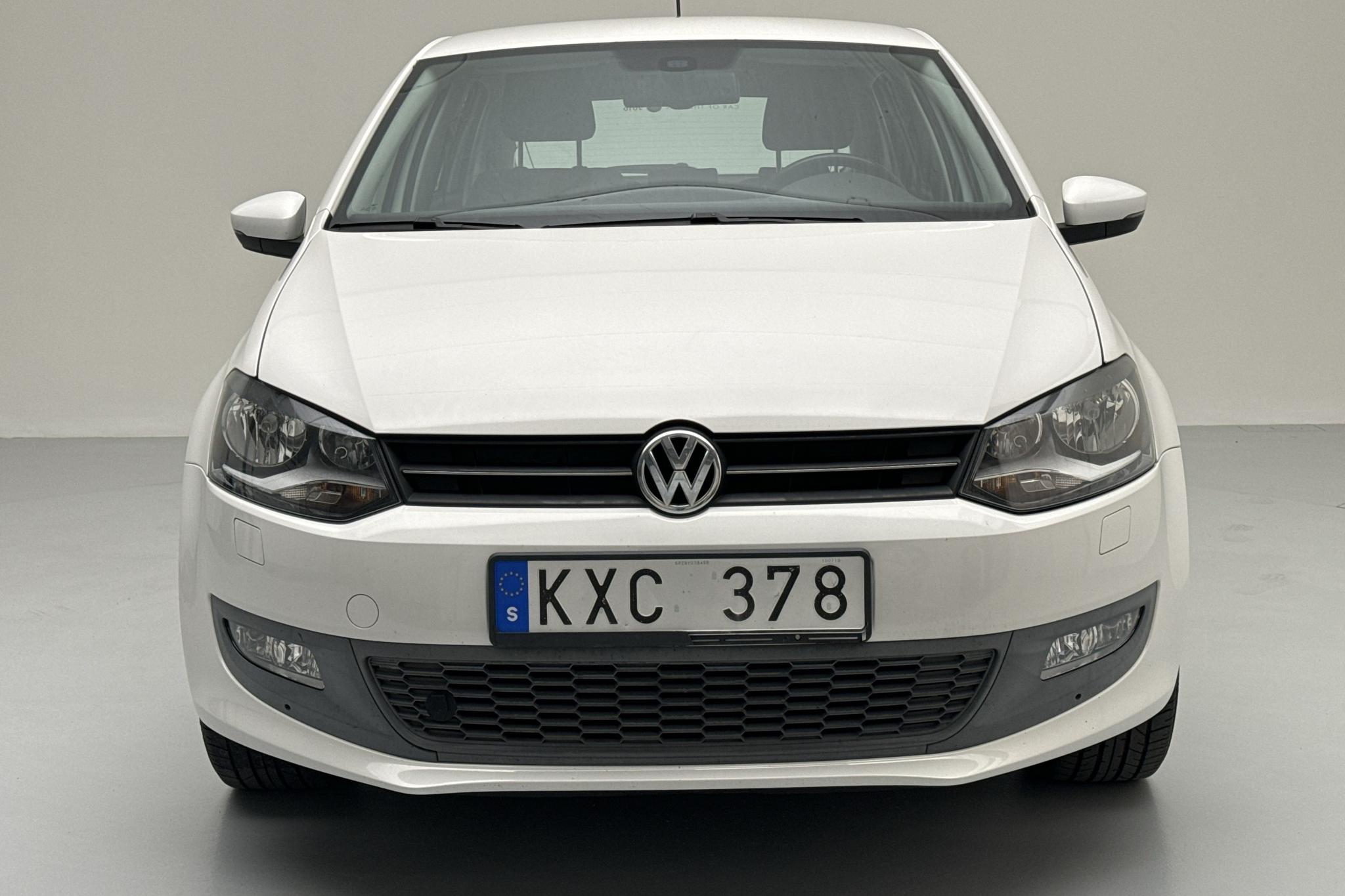 VW Polo 1.4 5dr (85hk) - 17 378 mil - Manuell - vit - 2011