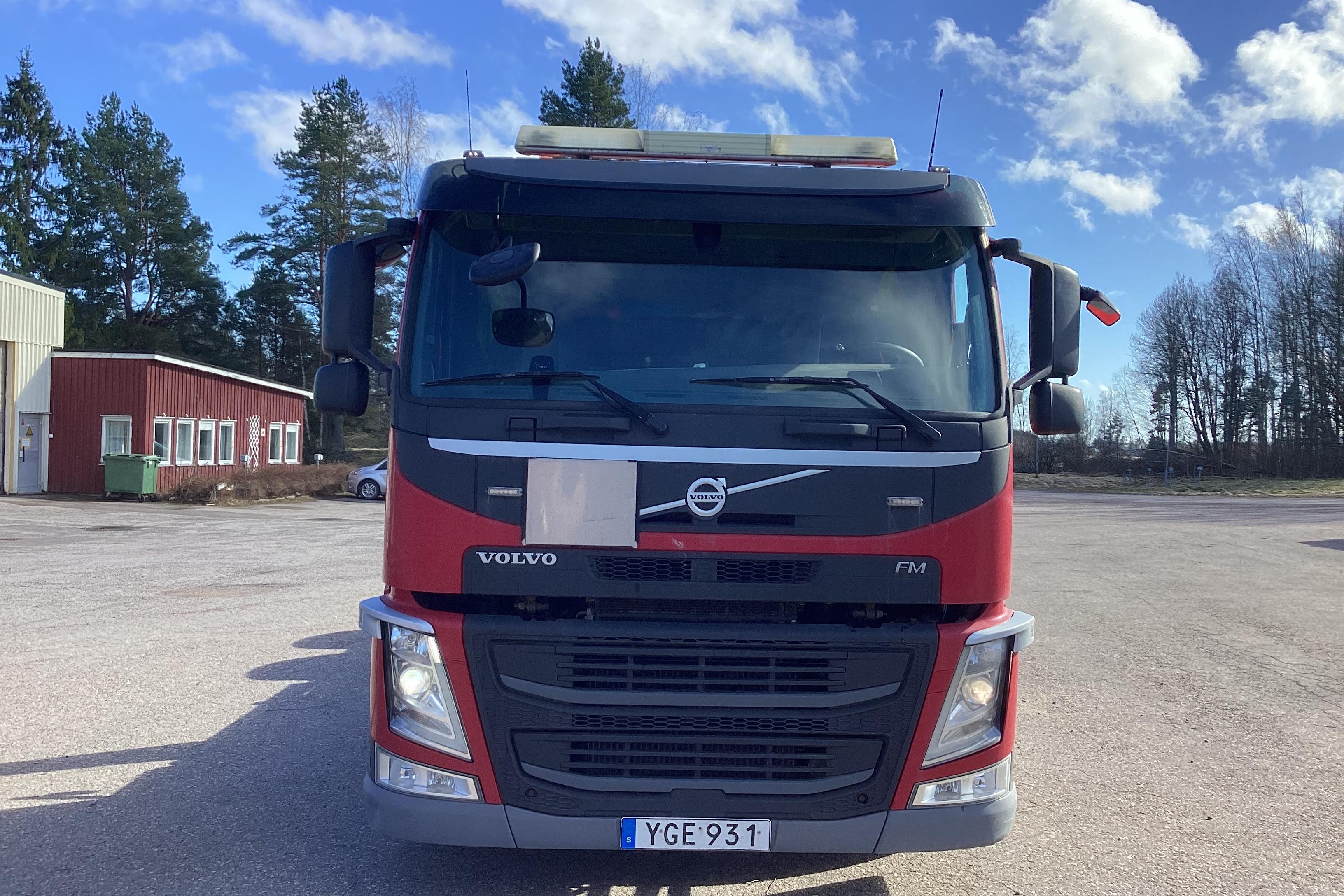 Volvo FM450 - 425 615 km - Automat - röd - 2016