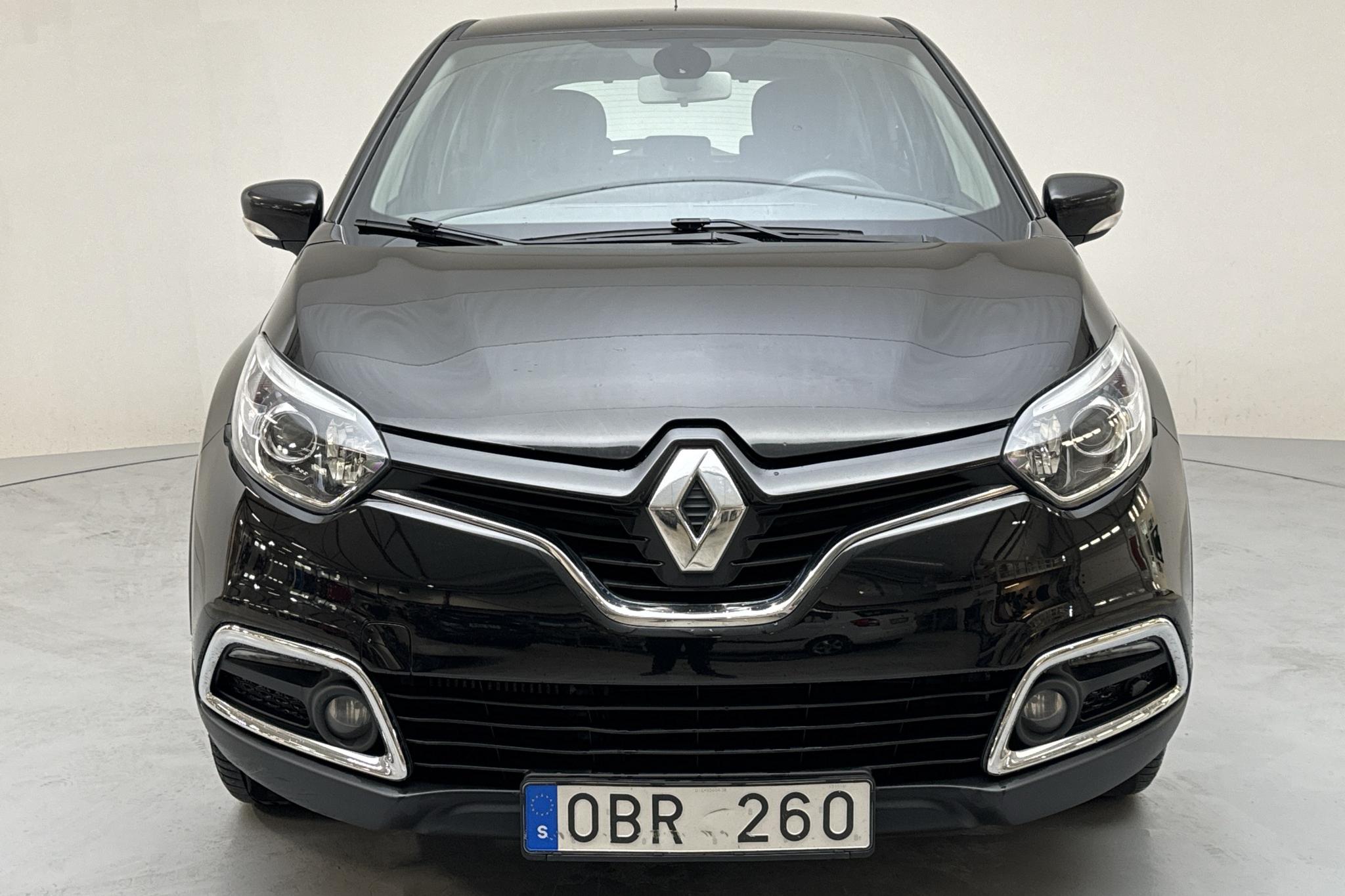 Renault Captur 1.2 TCe (120hk) - 13 107 mil - Automat - svart - 2014