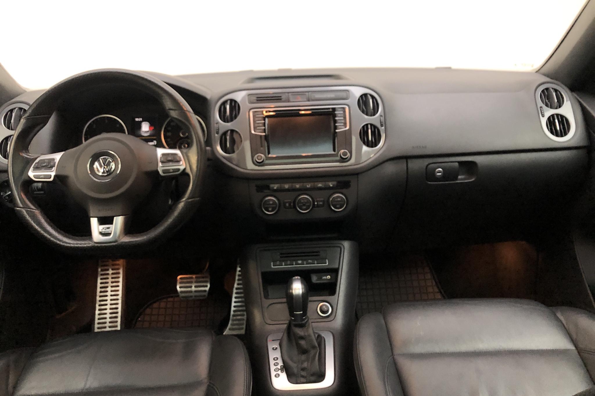 VW Tiguan 2.0 TDI 4MOTION BlueMotion Technology (184hk) - 132 980 km - Automatyczna - Light Brown - 2016
