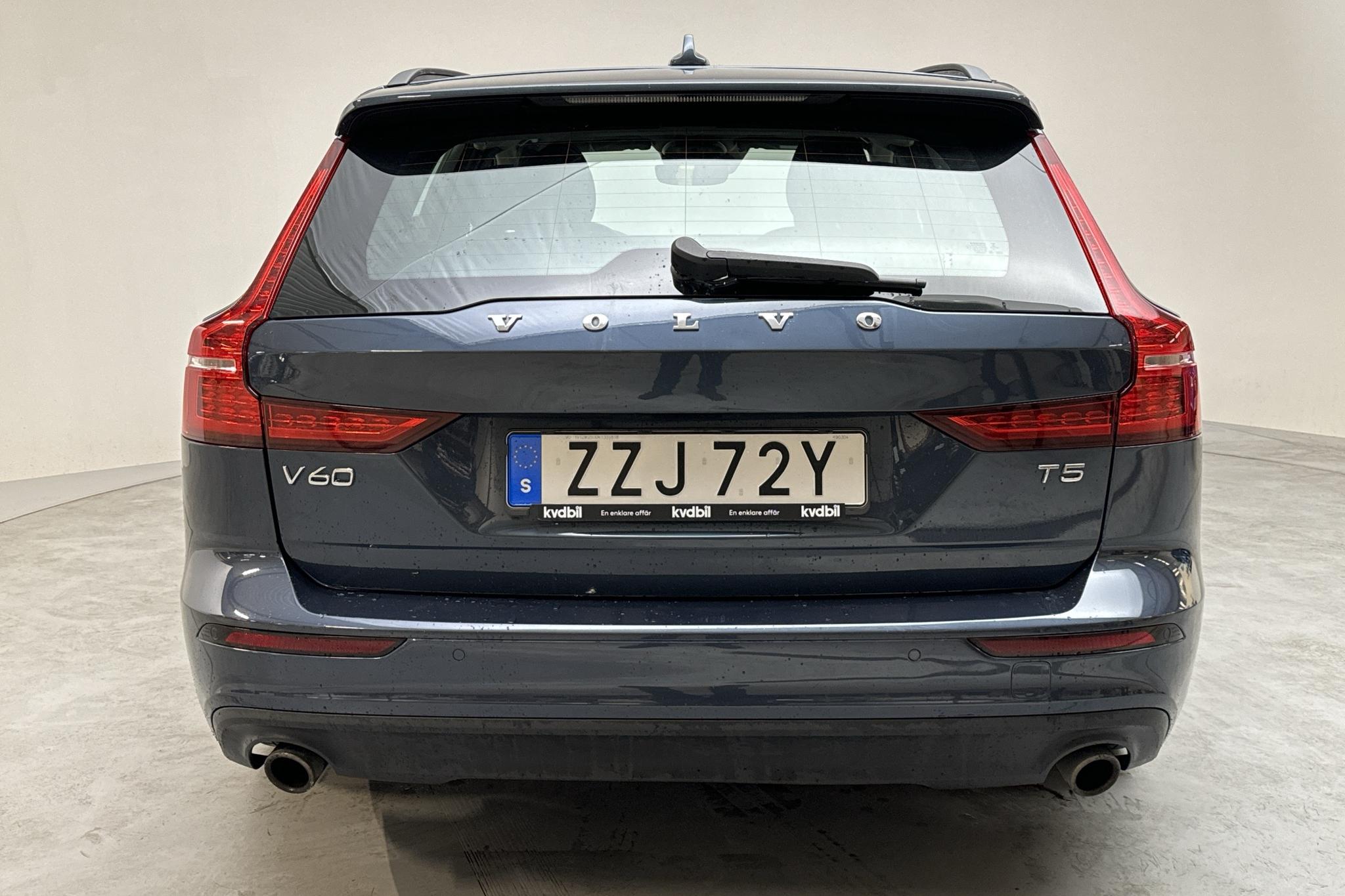 Volvo V60 T5 (250hk) - 157 070 km - Automatic - Dark Blue - 2019