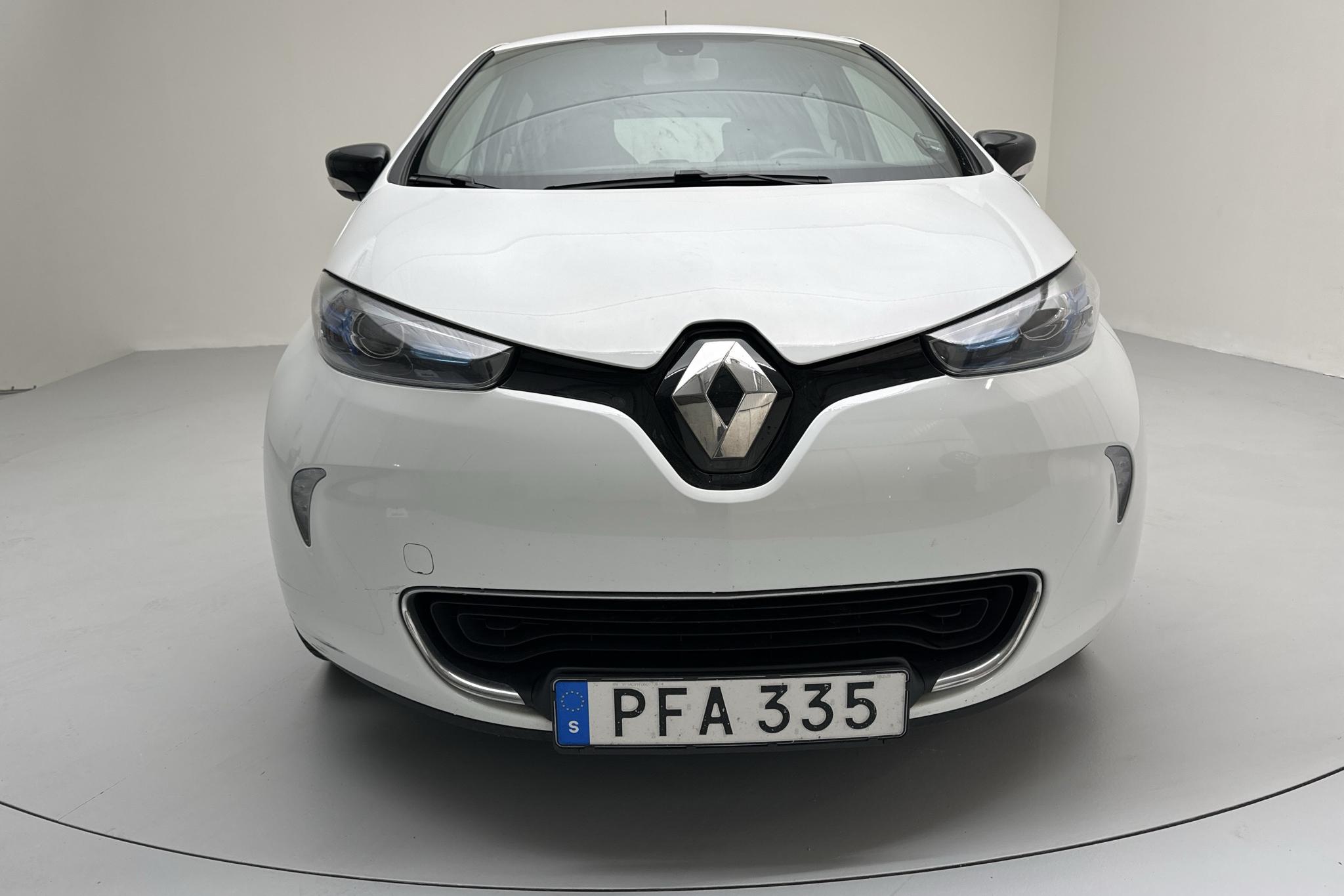 Renault Zoe 41 kWh R90 (92hk) - 9 564 mil - Automat - vit - 2018