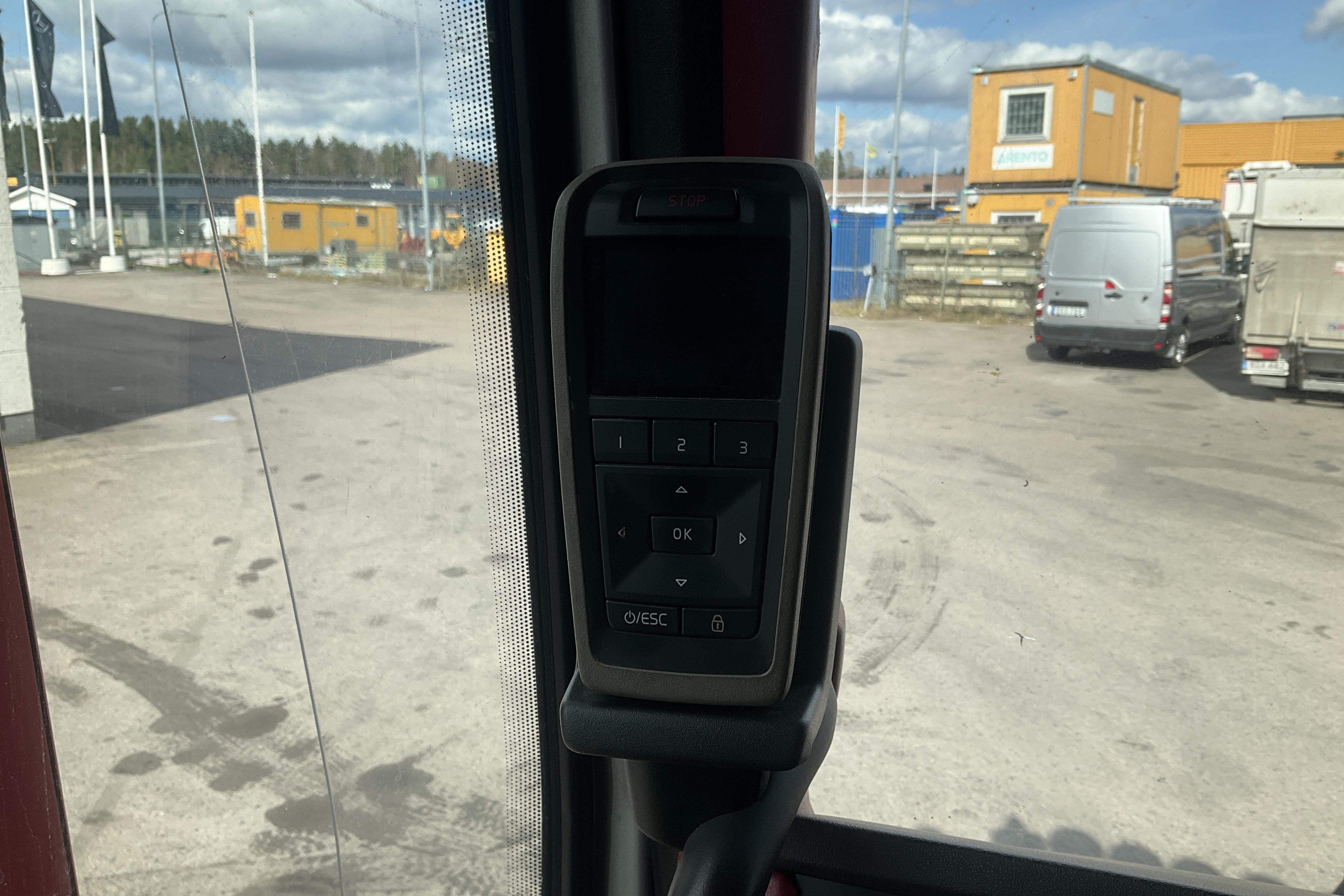 Volvo FH510 - ekipage - 378 536 km - Automat - grå - 2017