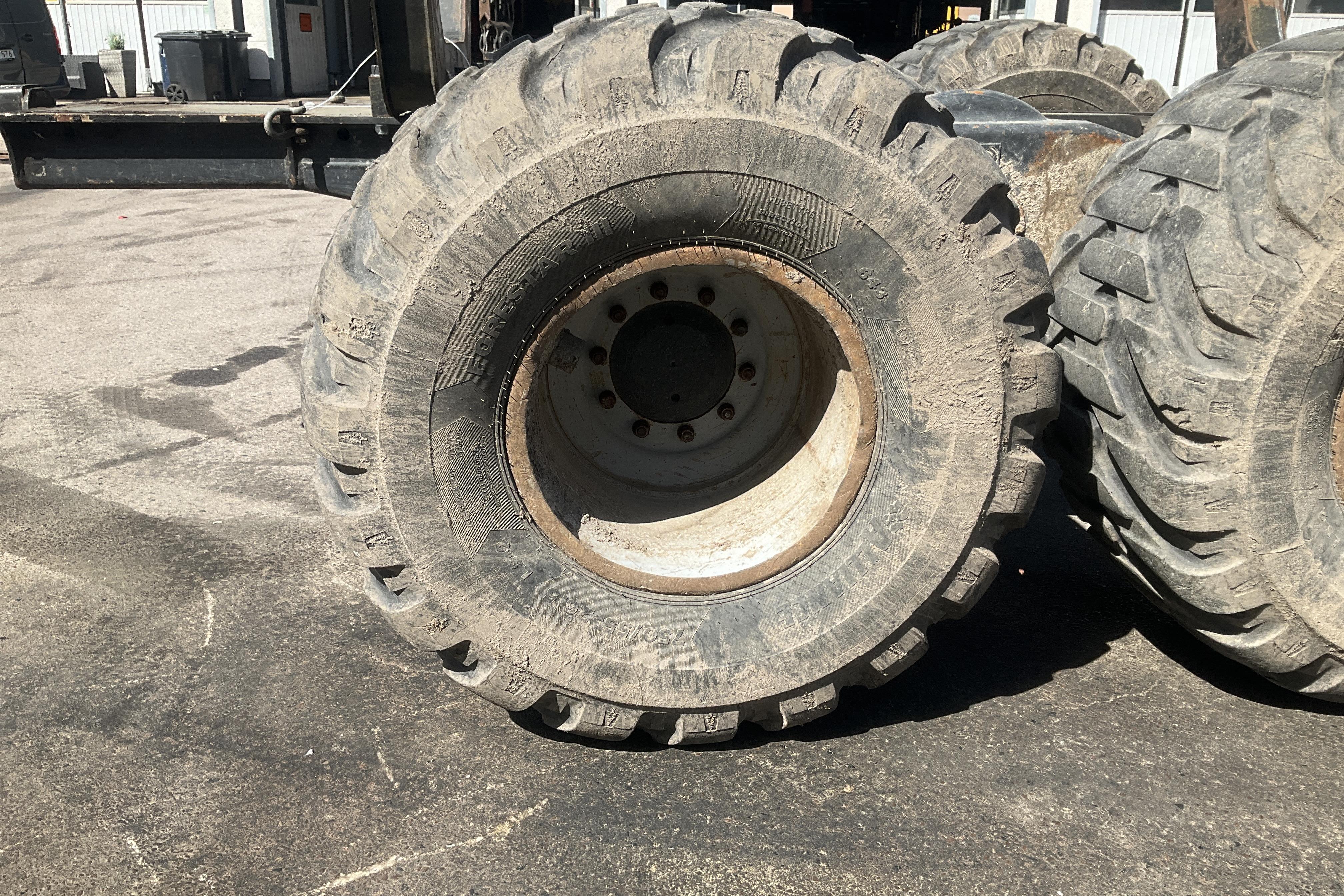 Valmet 890.3 skotare med grip - 0 km - Automatic - red - 2010