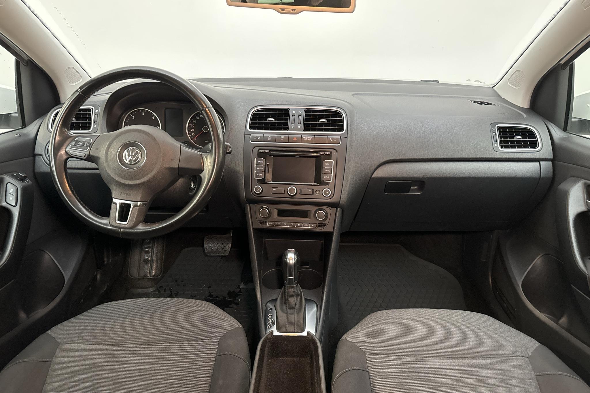 VW Polo 1.6 TDI 5dr (90hk) - 181 190 km - Automaattinen - valkoinen - 2012