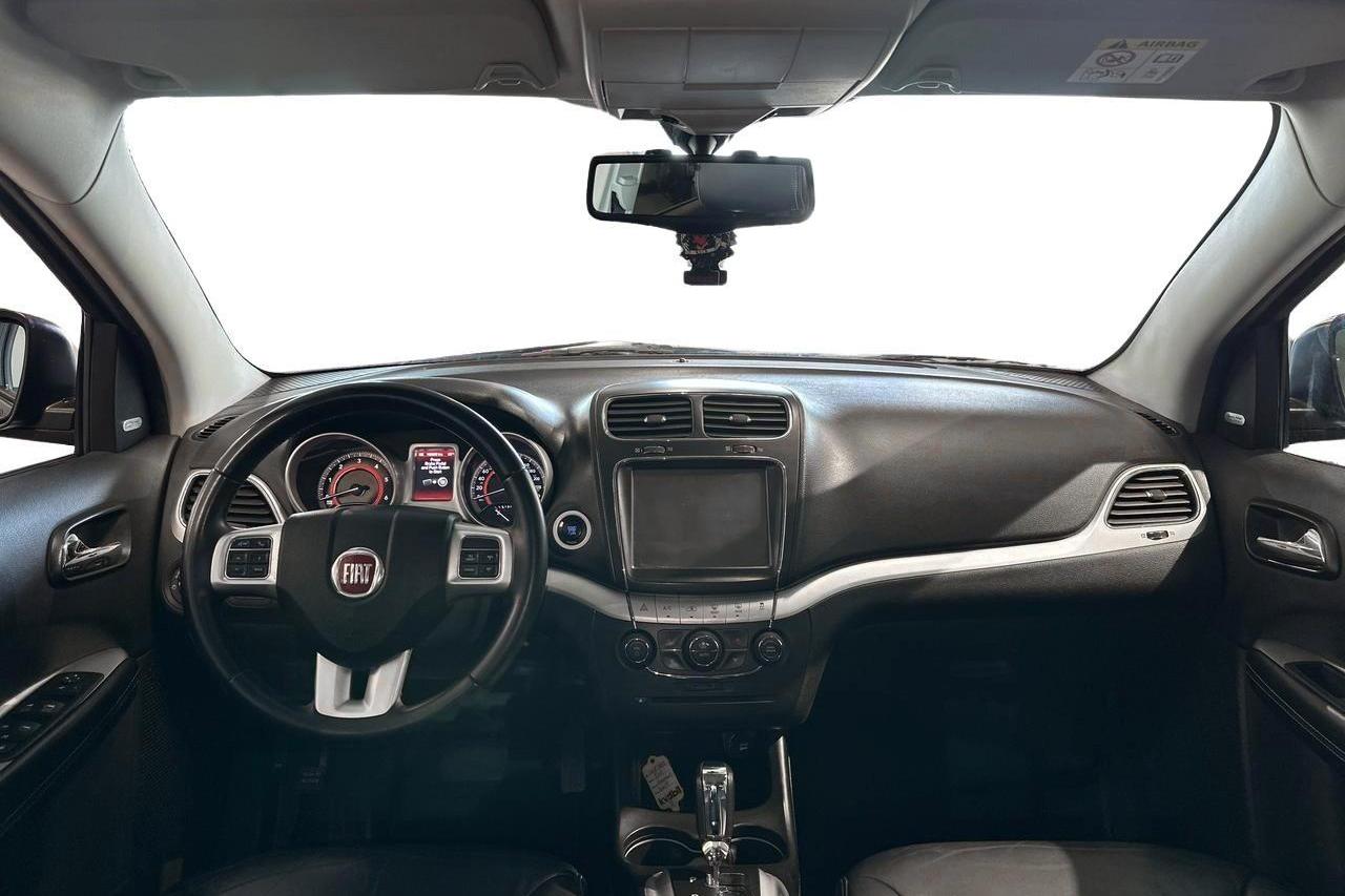 Fiat Freemont 2.0 Multijet AWD (170hk) - 180 860 km - Automatic - black - 2015