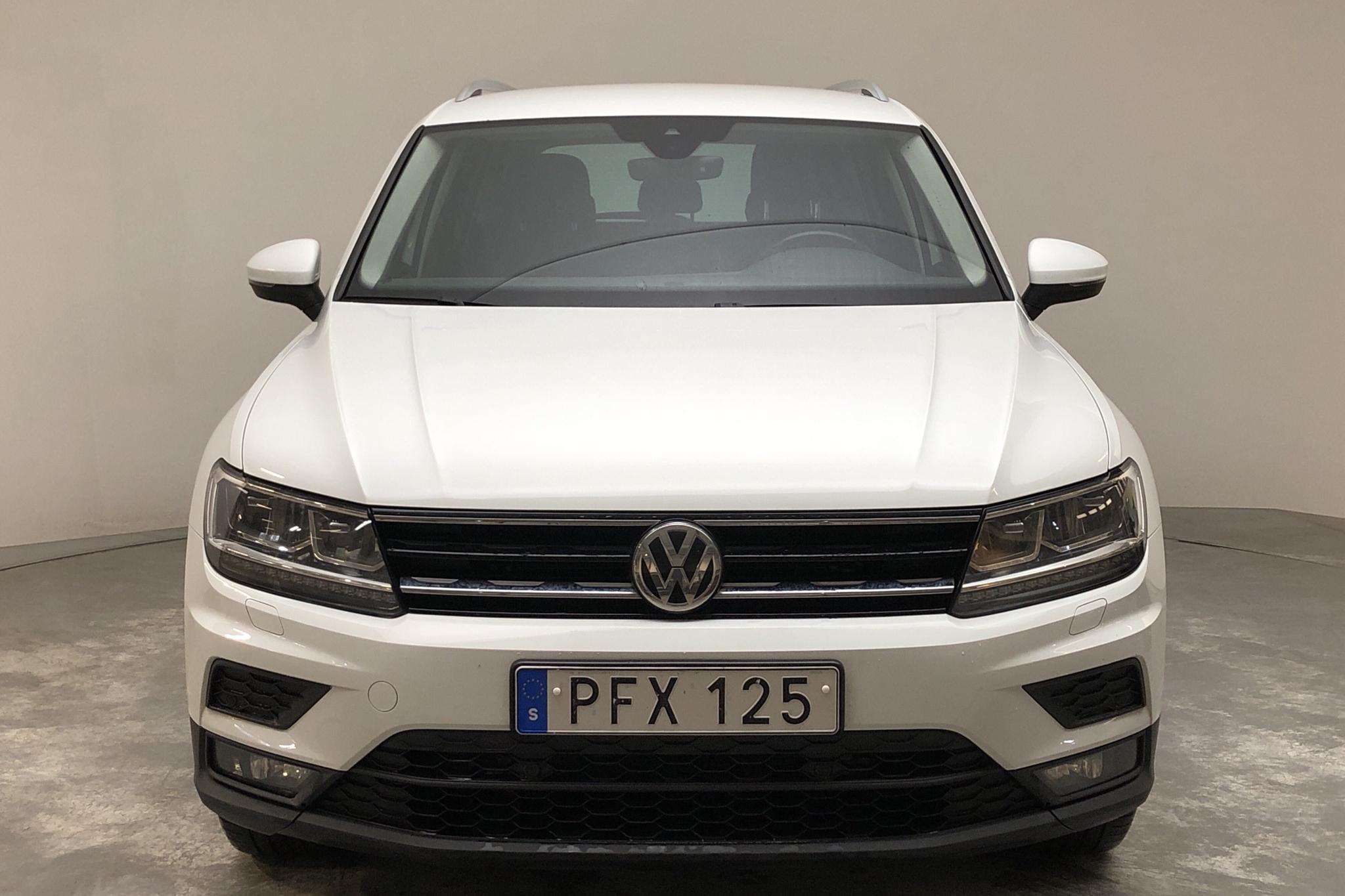 VW Tiguan 2.0 TDI 4MOTION (150hk) - 134 530 km - Automatyczna - biały - 2019