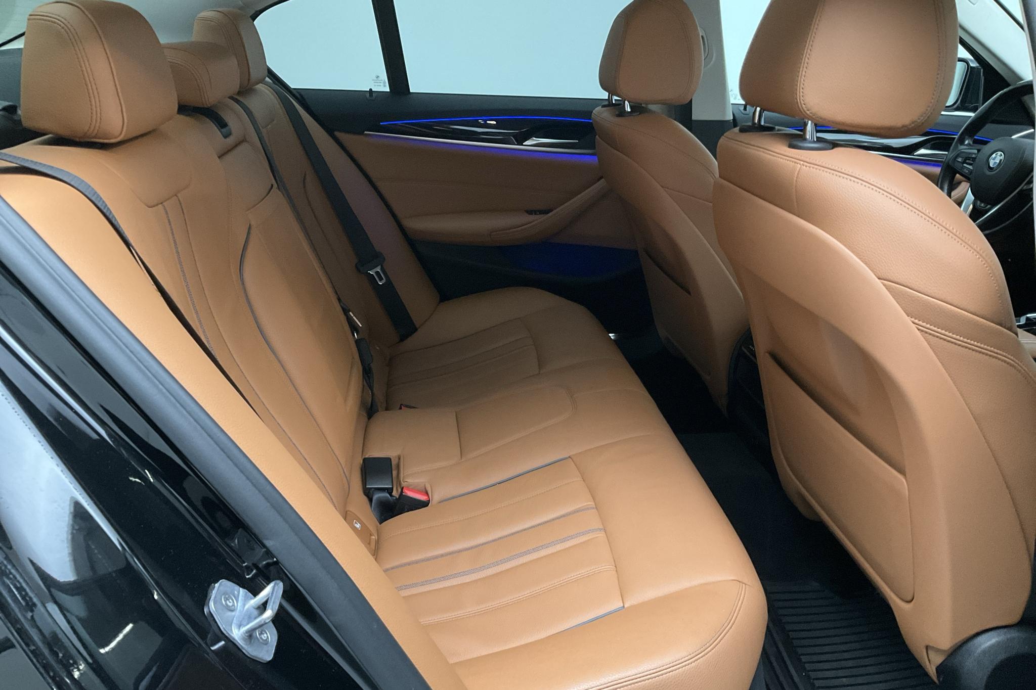 BMW 530e iPerformance Sedan, G30 (252hk) - 12 973 mil - Automat - svart - 2019