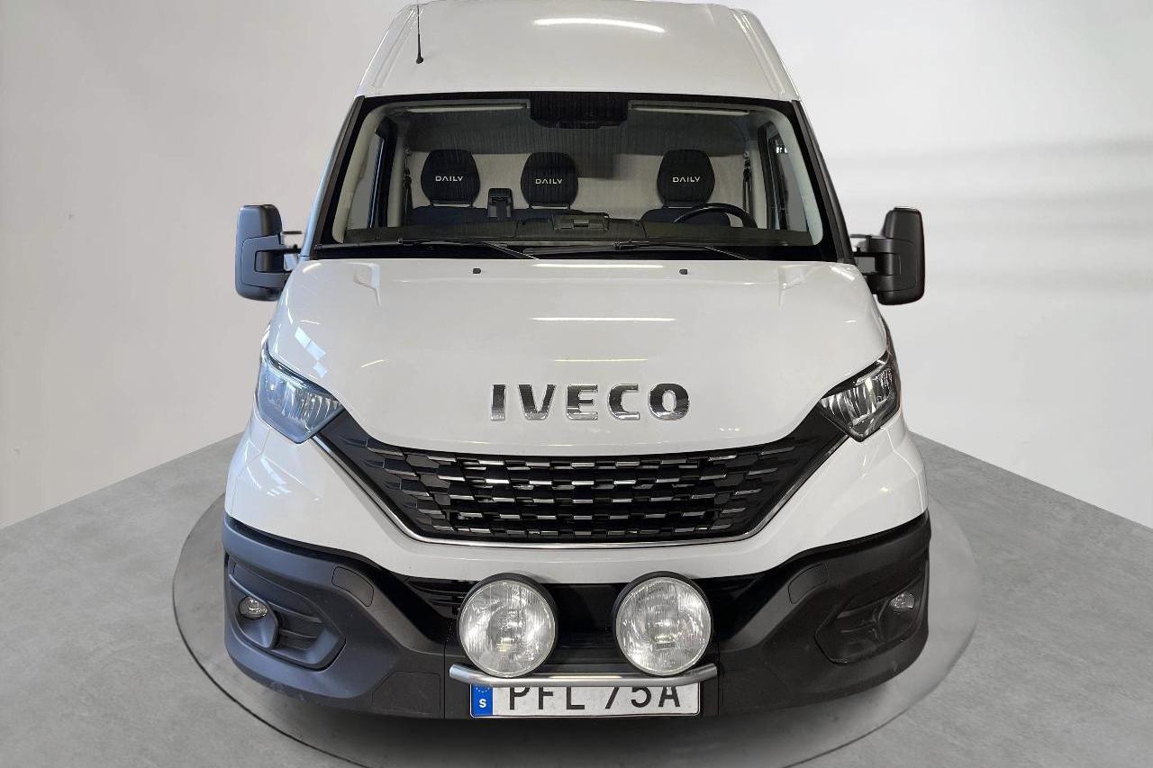 Iveco Daily 35 2.3 (136hk) - 14 100 mil - Automat - vit - 2021