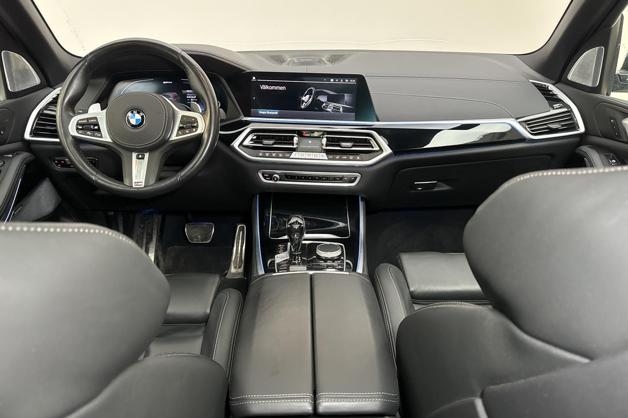 BMW X5 xDrive45e, G05 (394hk) - 9 623 mil - Automat - vit - 2021