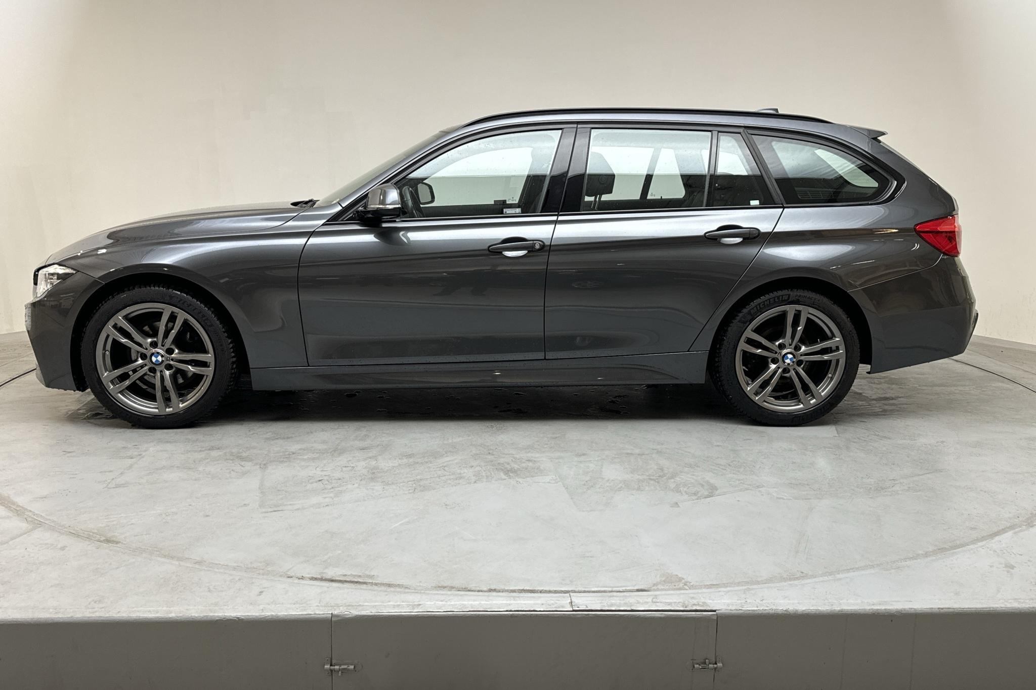 BMW 330i xDrive Touring, F31 (252hk) - 10 229 mil - Automat - grå - 2019