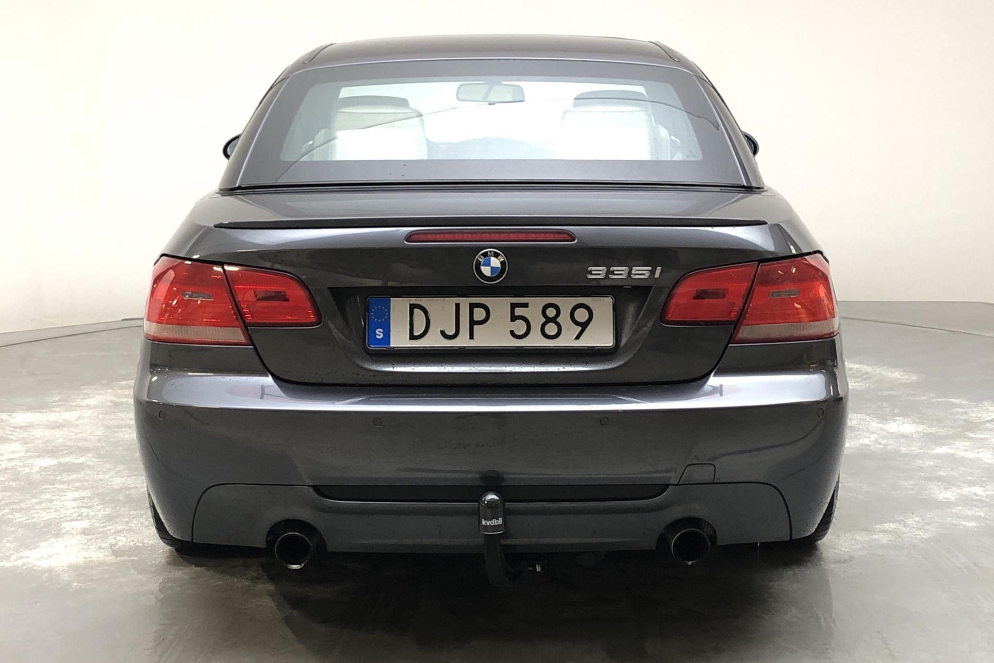 BMW 335i Cabriolet, E93 (306hk) - 17 630 mil - Manuell - Dark Grey - 2007