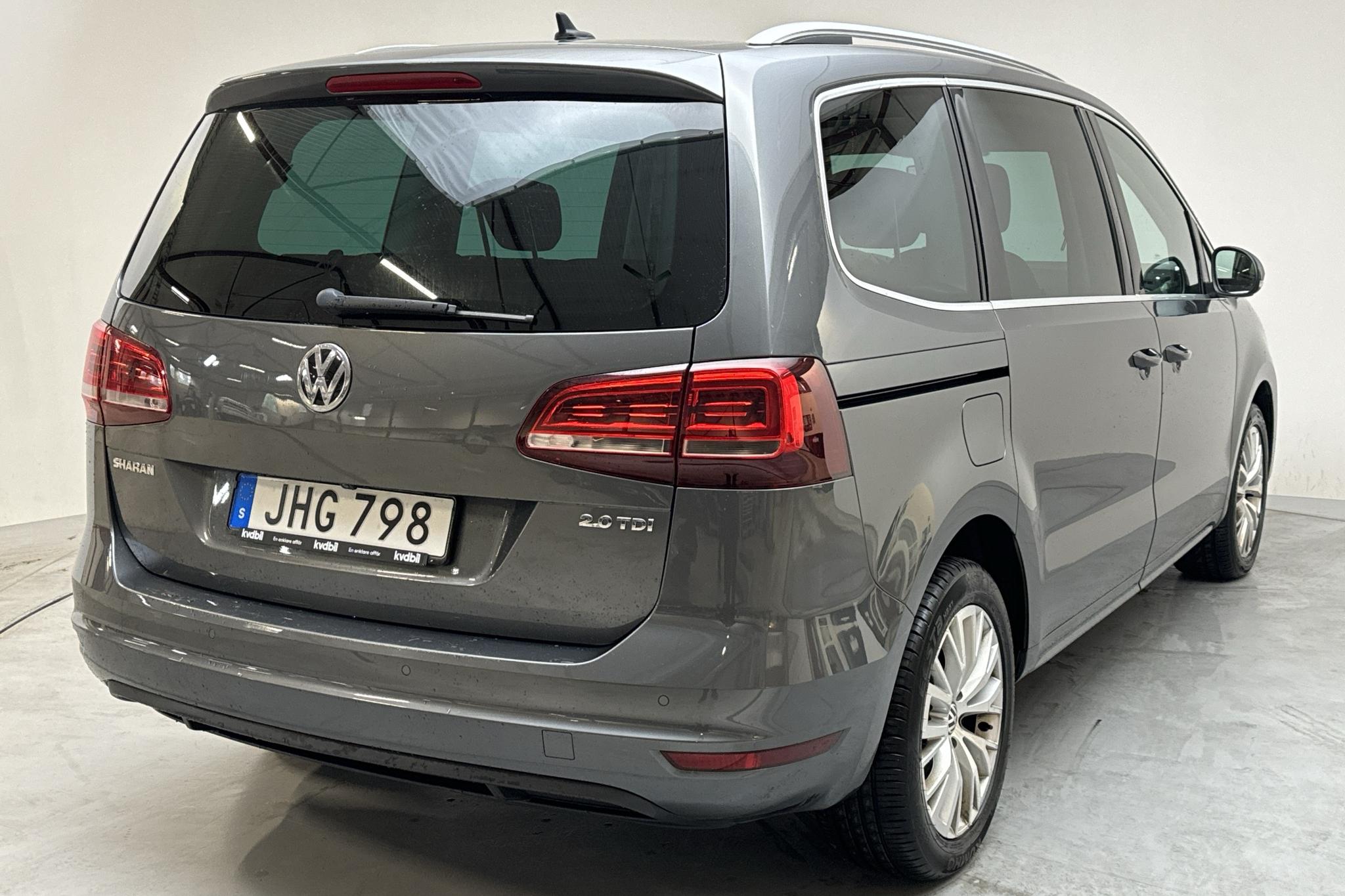 VW Sharan 2.0 TDI (150hk) - 21 079 mil - Automat - Dark Grey - 2016