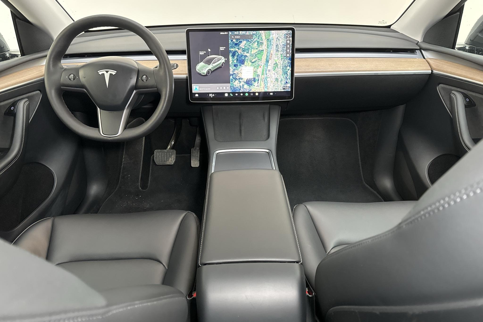 Tesla Model Y Long Range Dual Motor AWD - 3 147 mil - Automat - grå - 2022