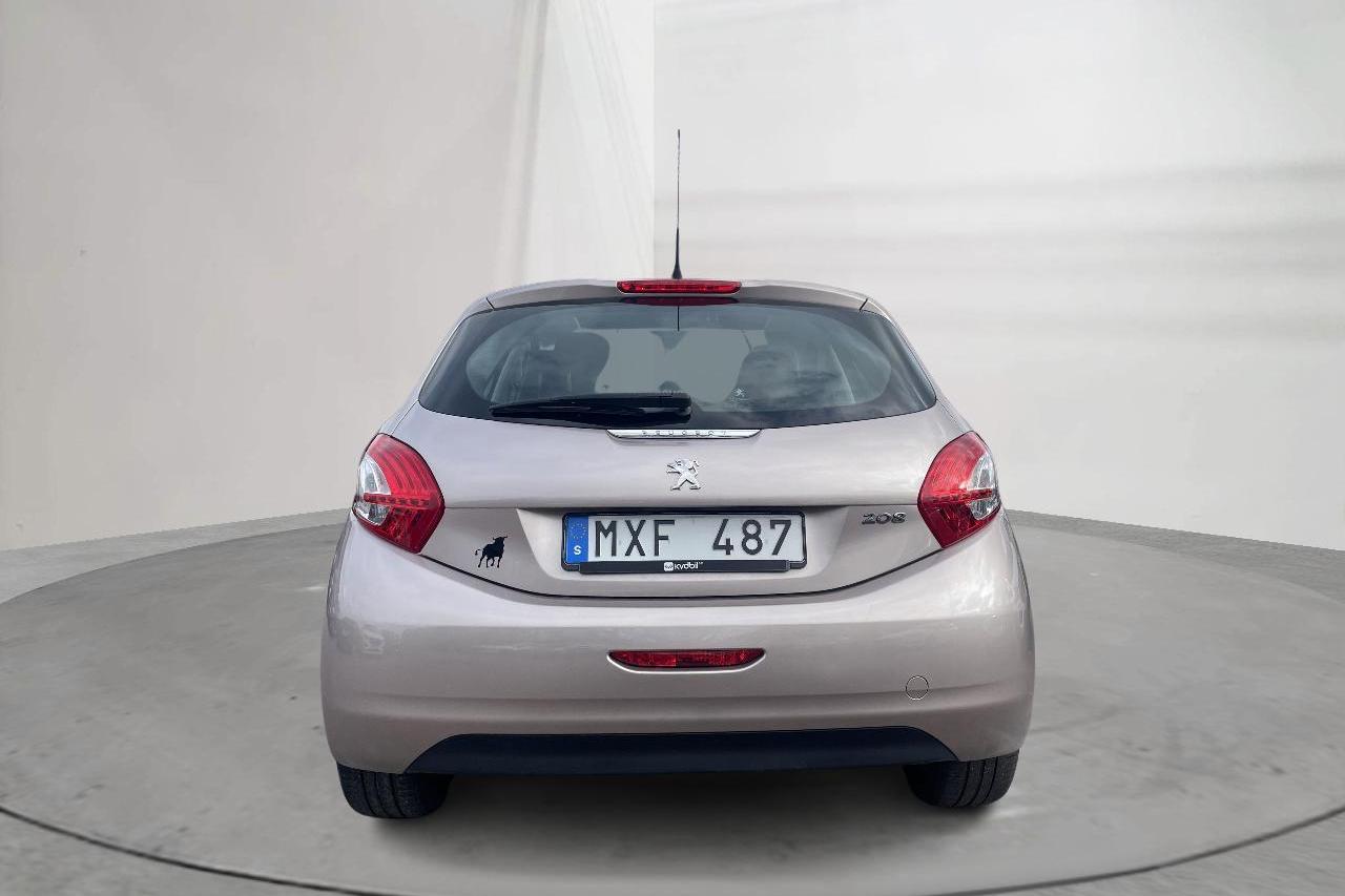 Peugeot 208 1.4 VTi 5dr (95hk) - 93 240 km - Manual - Light Grey - 2012