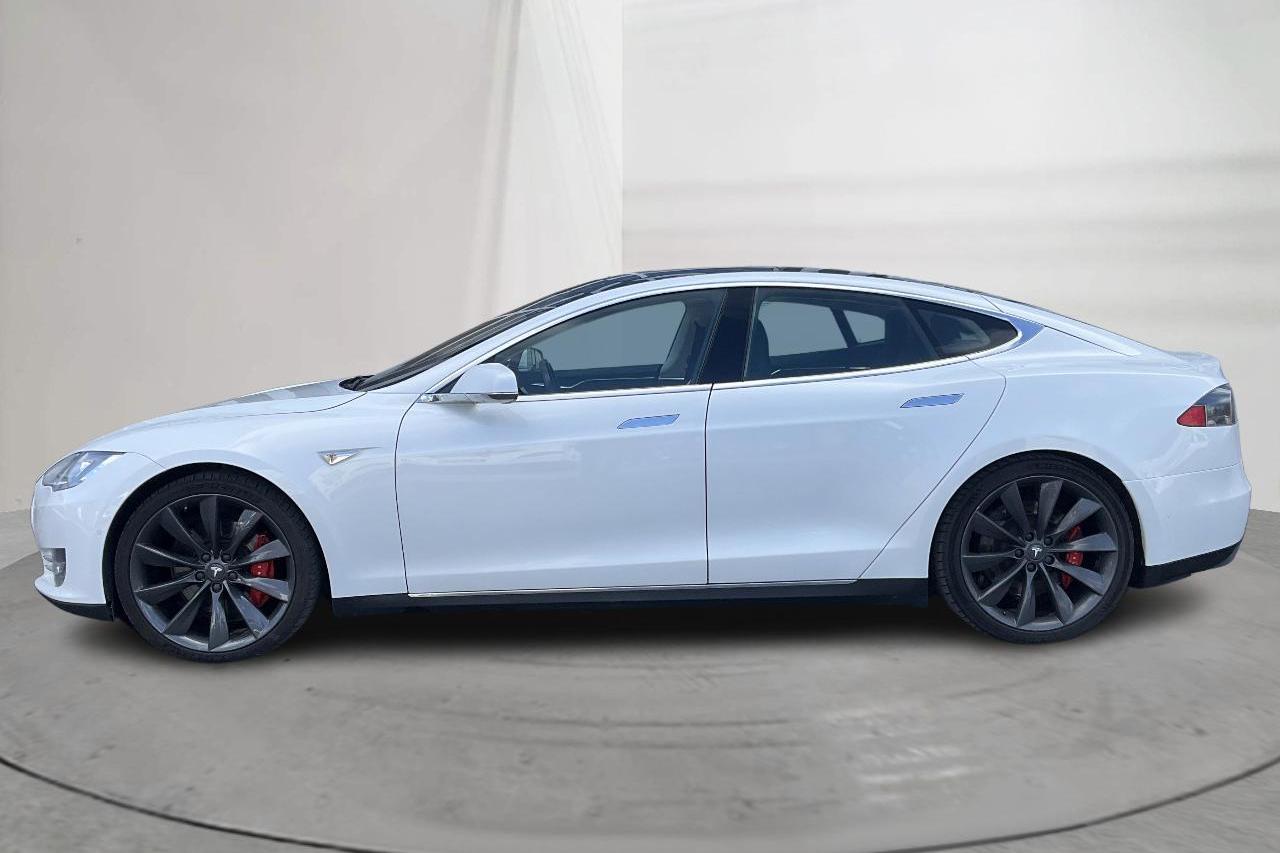 Tesla Model S P85D (511hk) - 21 069 mil - Automat - vit - 2015