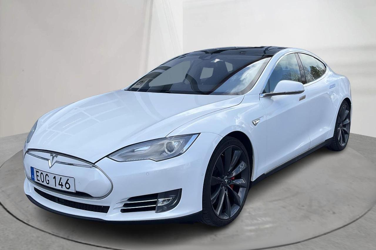Tesla Model S P85D (511hk) - 210 690 km - Automaatne - valge - 2015
