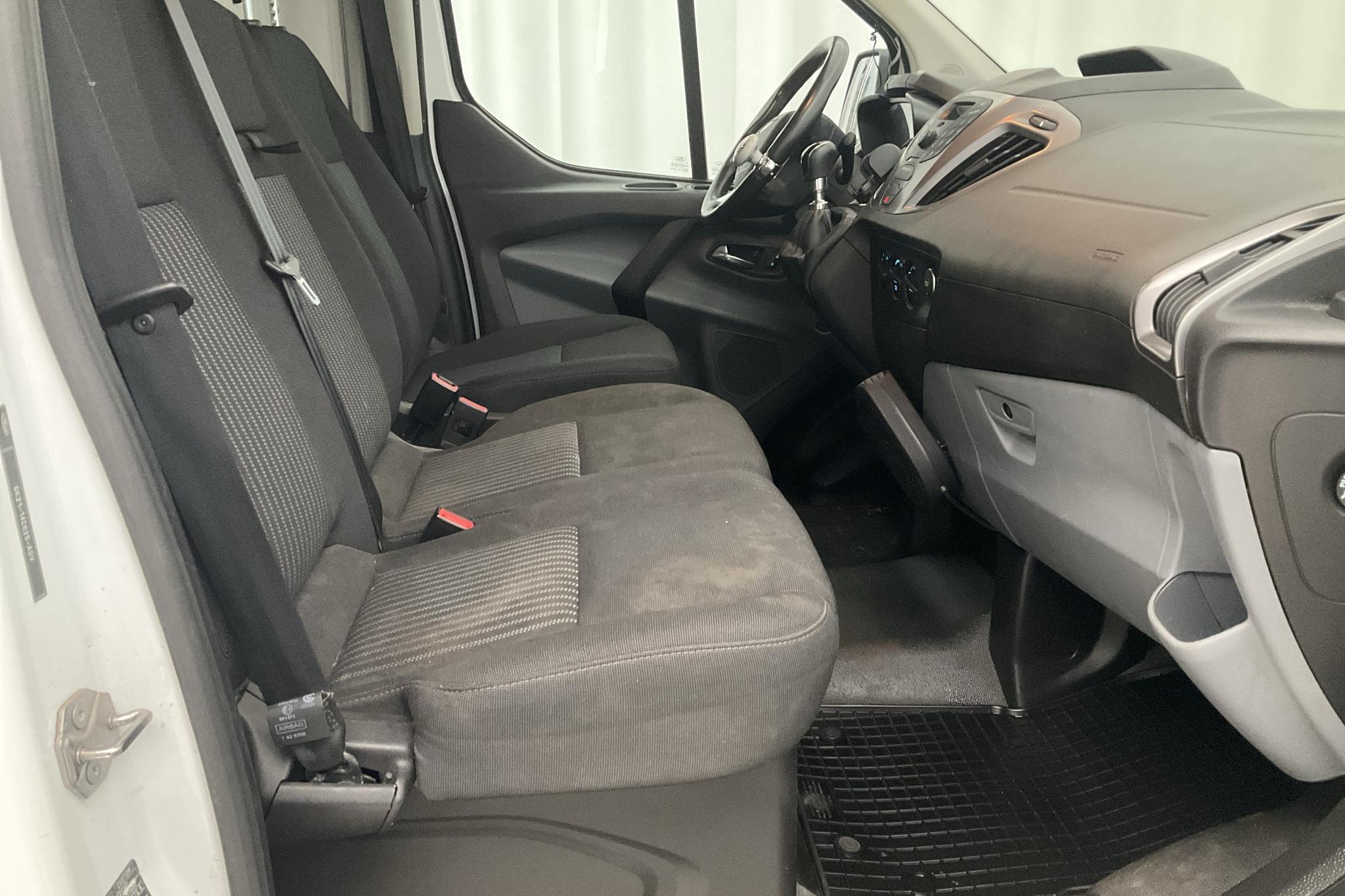 Ford Transit Custom 300 (130hk) - 9 525 mil - Manuell - vit - 2018