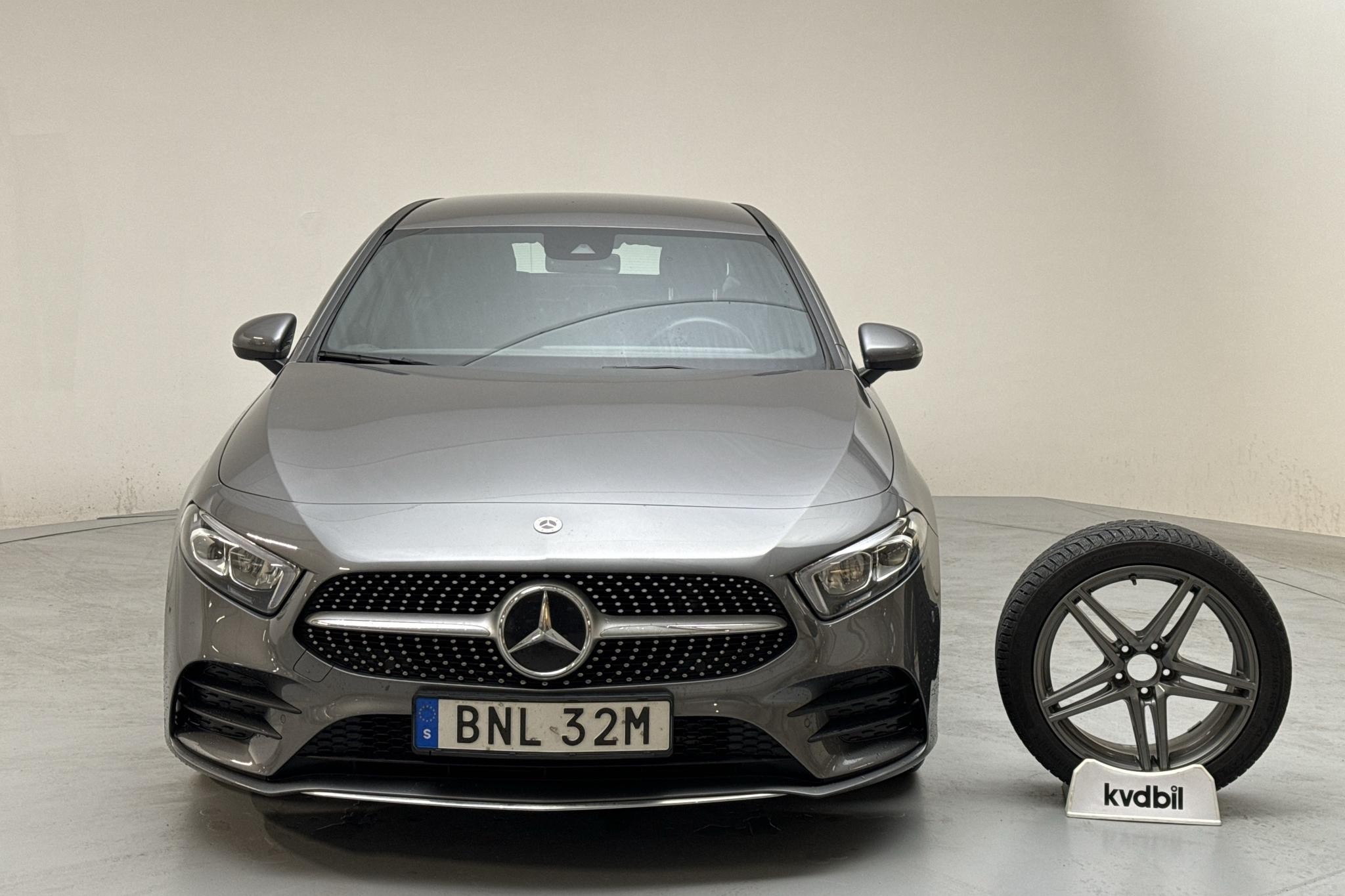 Mercedes A 180 Sedan V177 (136hk) - 41 490 km - Automatyczna - Dark Grey - 2021