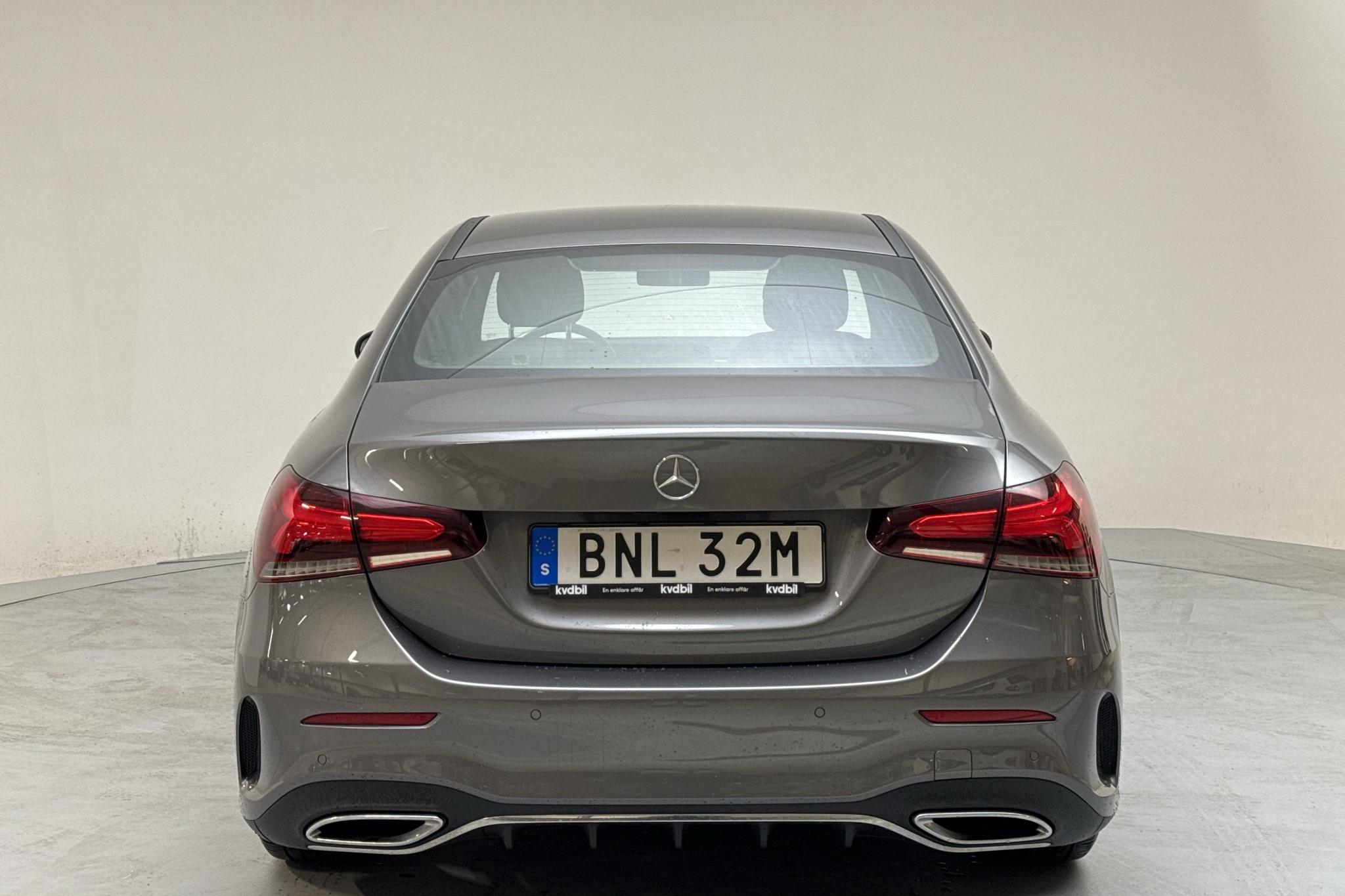 Mercedes A 180 Sedan V177 (136hk) - 41 490 km - Automaatne - Dark Grey - 2021