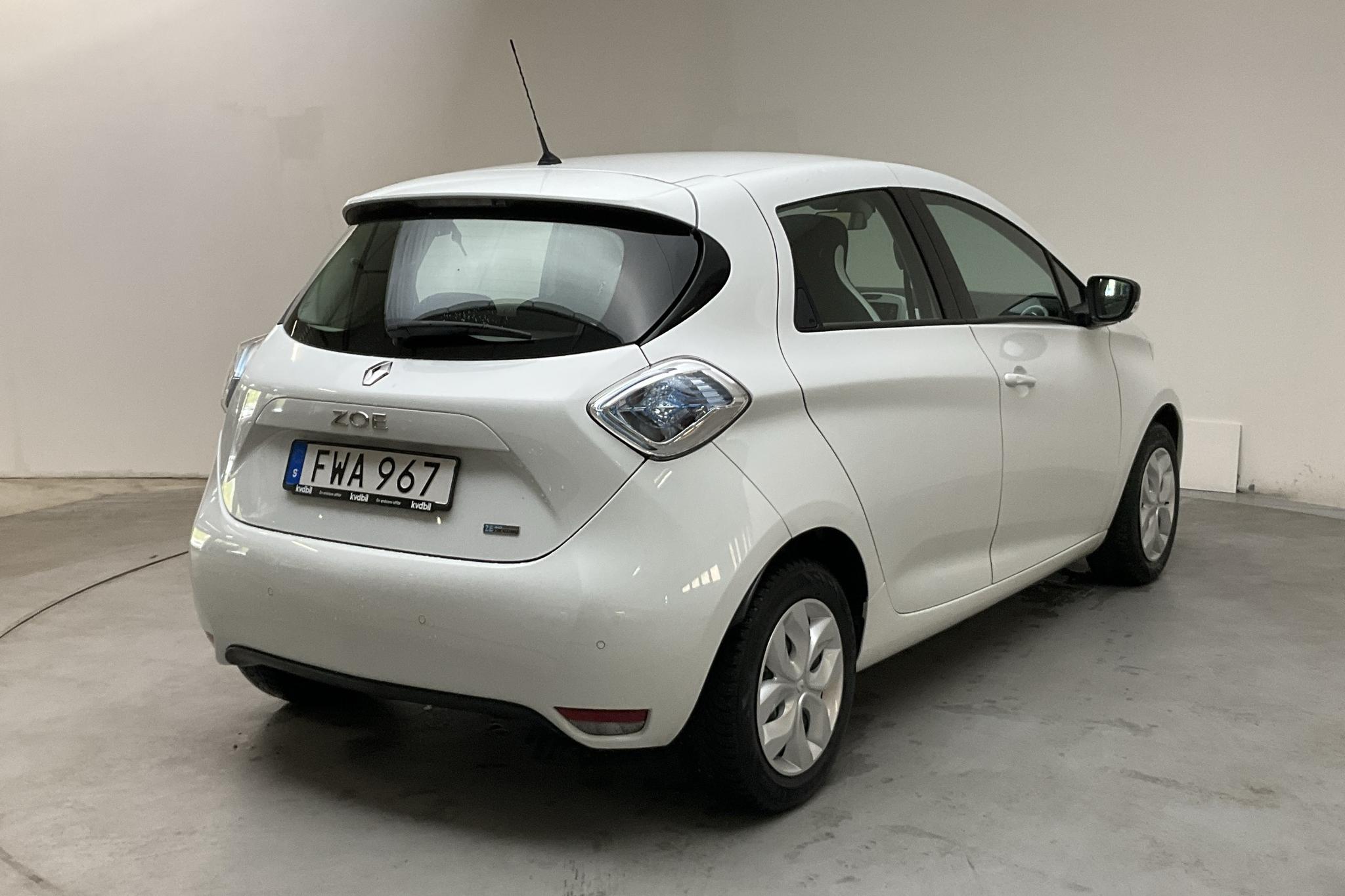 Renault Zoe 41 kWh R90 (92hk) - 3 905 mil - Automat - vit - 2018