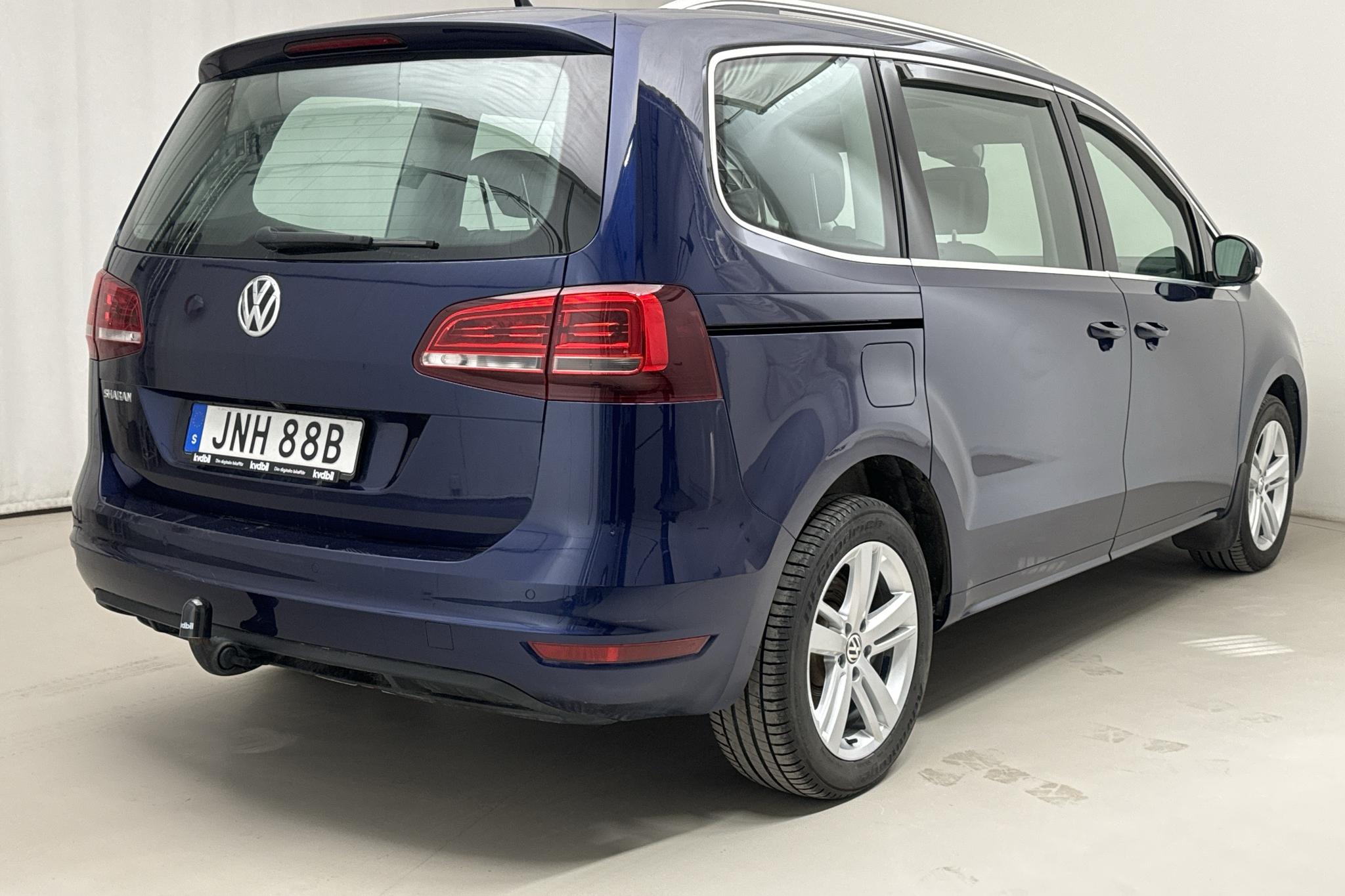 VW Sharan 2.0 TDI (150hk) - 5 897 mil - Automat - Dark Blue - 2020
