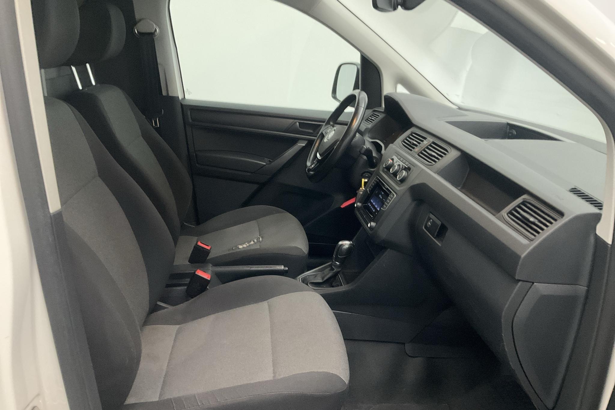VW Caddy Maxi 1.4 TSI (125hk) - 3 124 mil - Automat - vit - 2017