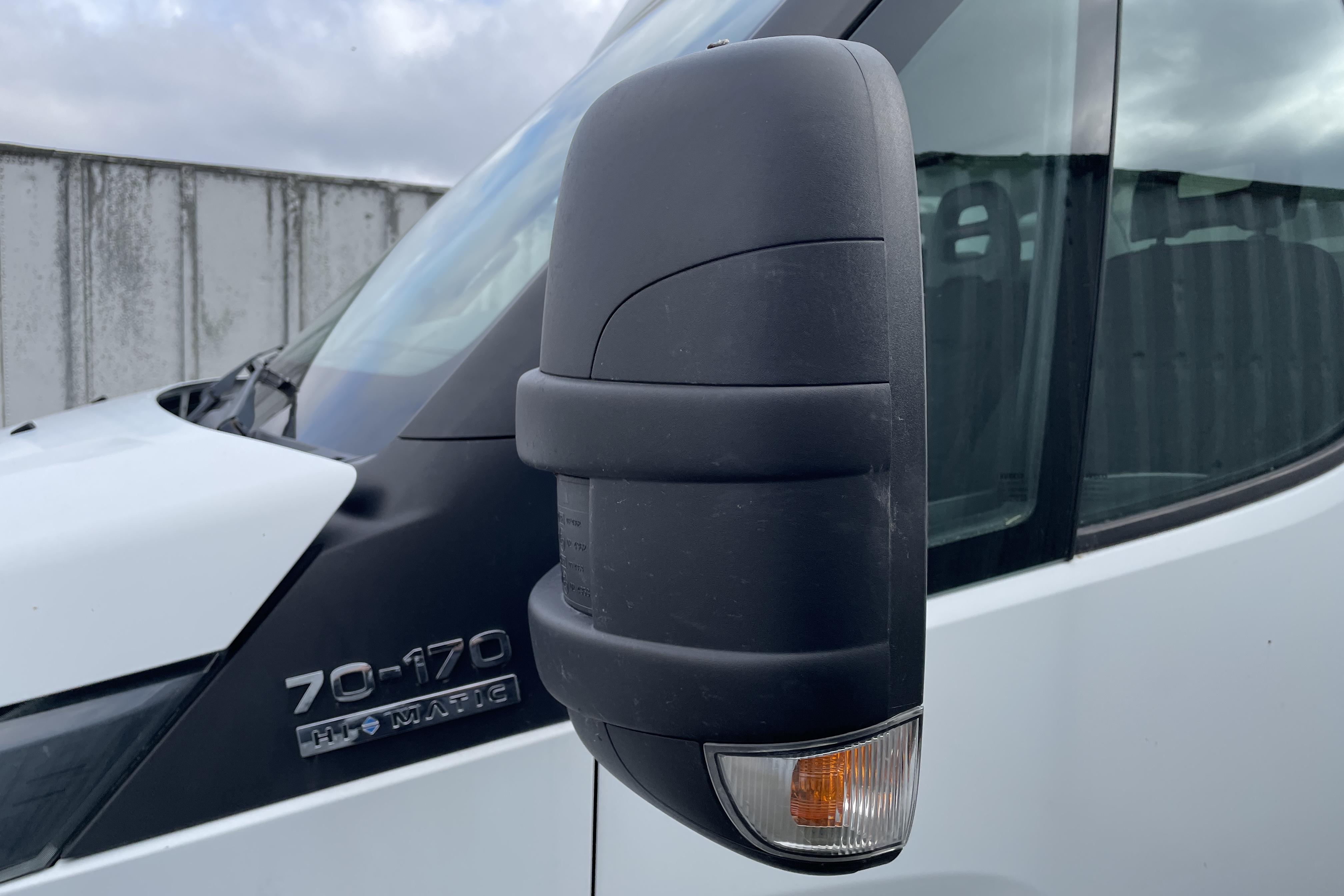 Iveco DAILY 70 - 0 km - Automatic - white - 2015