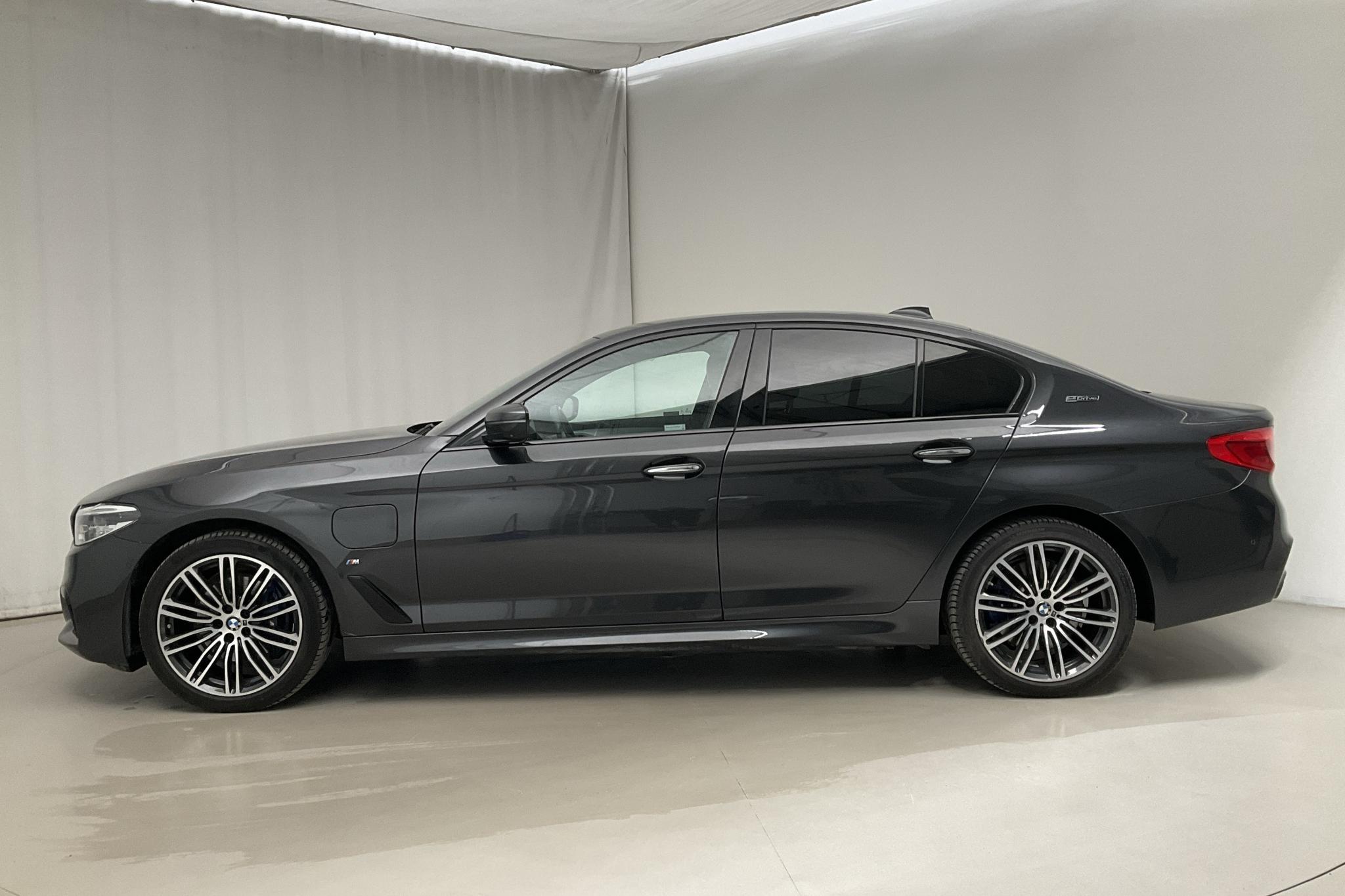 BMW 530e iPerformance Sedan, G30 (252hk) - 88 400 km - Automatyczna - szary - 2018