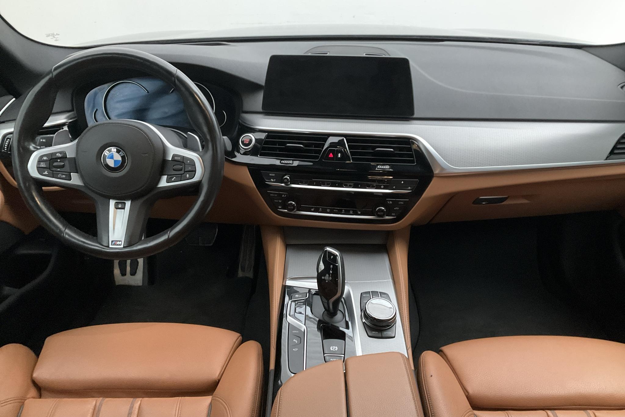 BMW 530e iPerformance Sedan, G30 (252hk) - 88 400 km - Automatic - gray - 2018