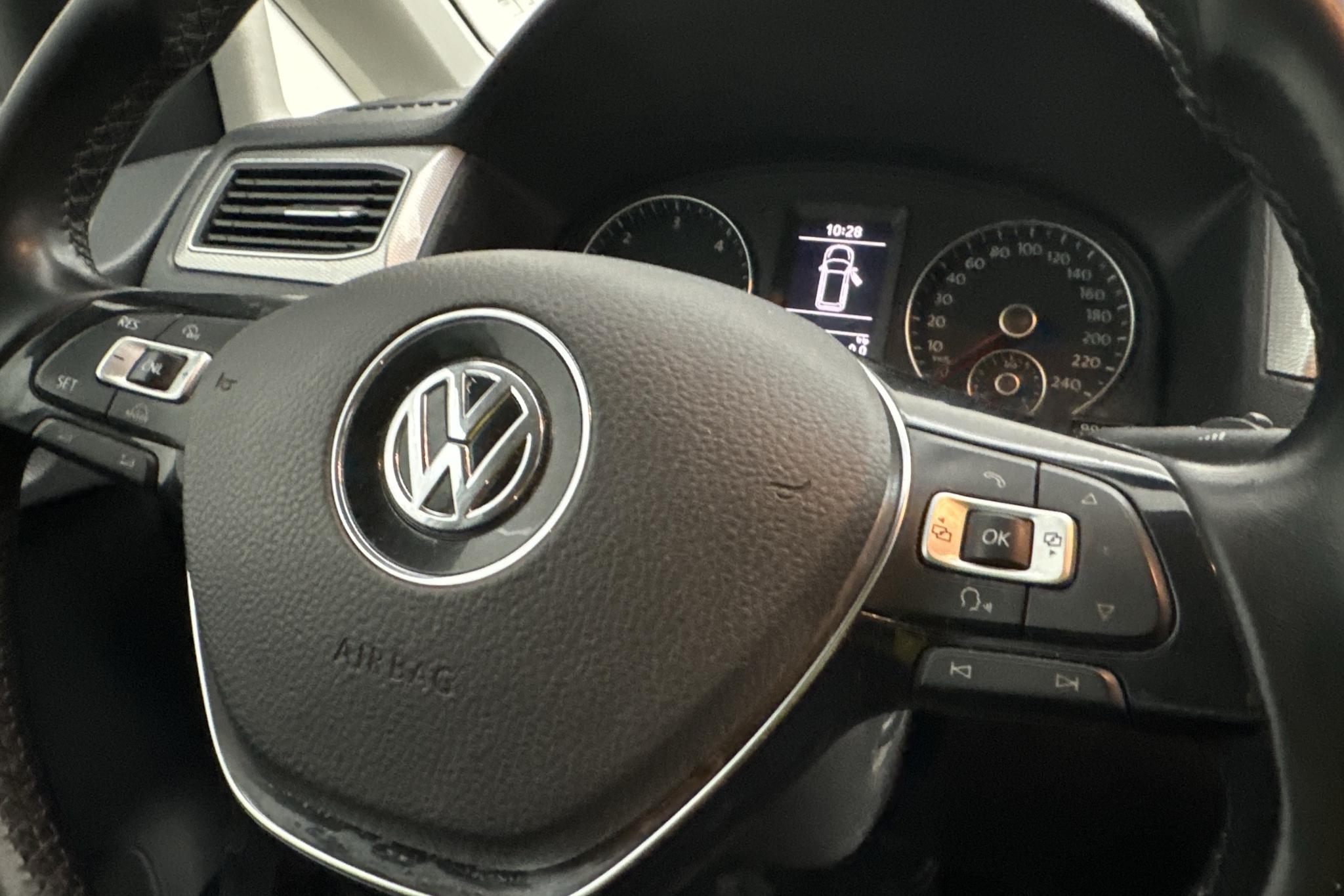 VW Caddy Life Maxi 2.0 TDI (102hk) - 255 640 km - Manual - white - 2017