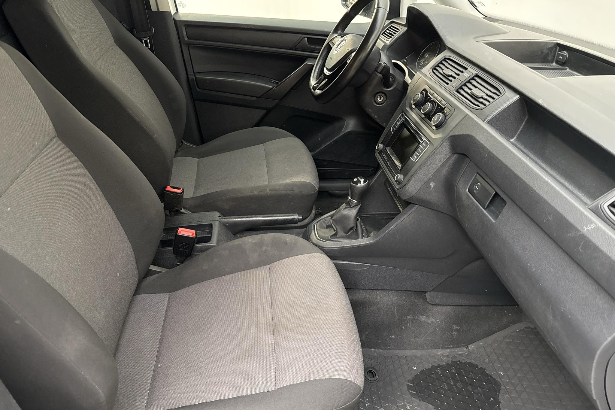 VW Caddy 2.0 TDI (75hk) - 13 140 mil - Manuell - vit - 2018