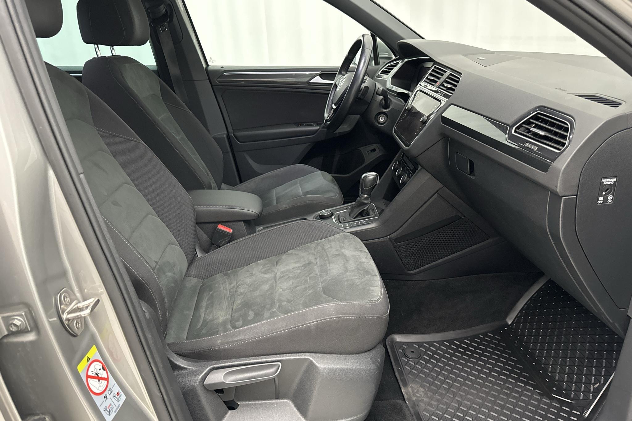 VW Tiguan 2.0 TDI 4MOTION (190hk) - 7 230 mil - Automat - grå - 2019