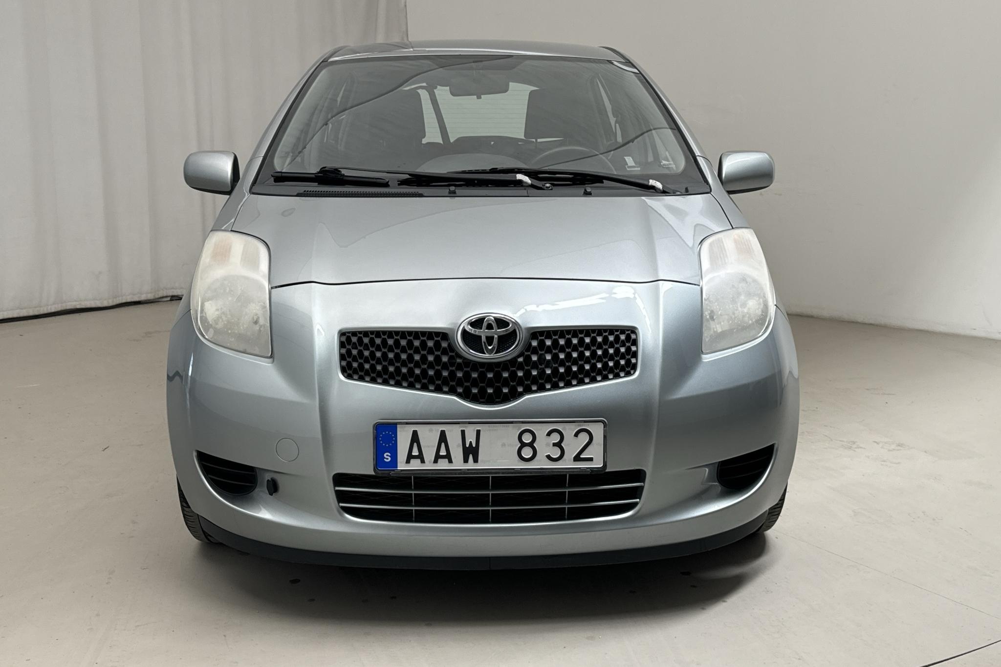 Toyota Yaris 1.3 5dr (87hk) - 149 080 km - Manuaalinen - harmaa - 2007