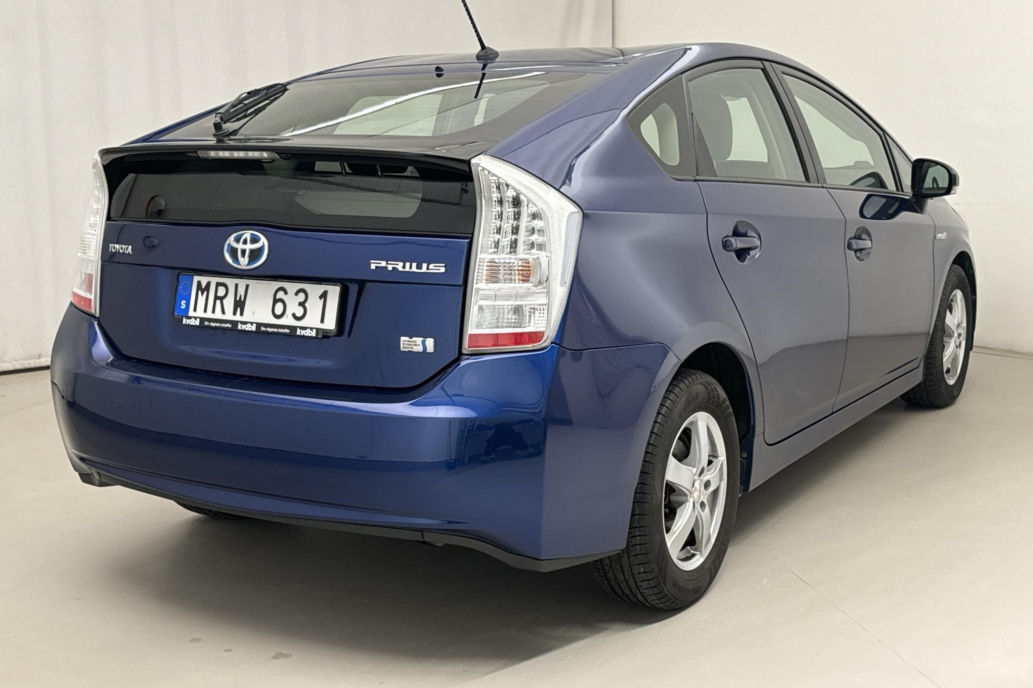 Toyota Prius 1.8 Hybrid (99hk) - 21 279 mil - Automat - Dark Blue - 2011