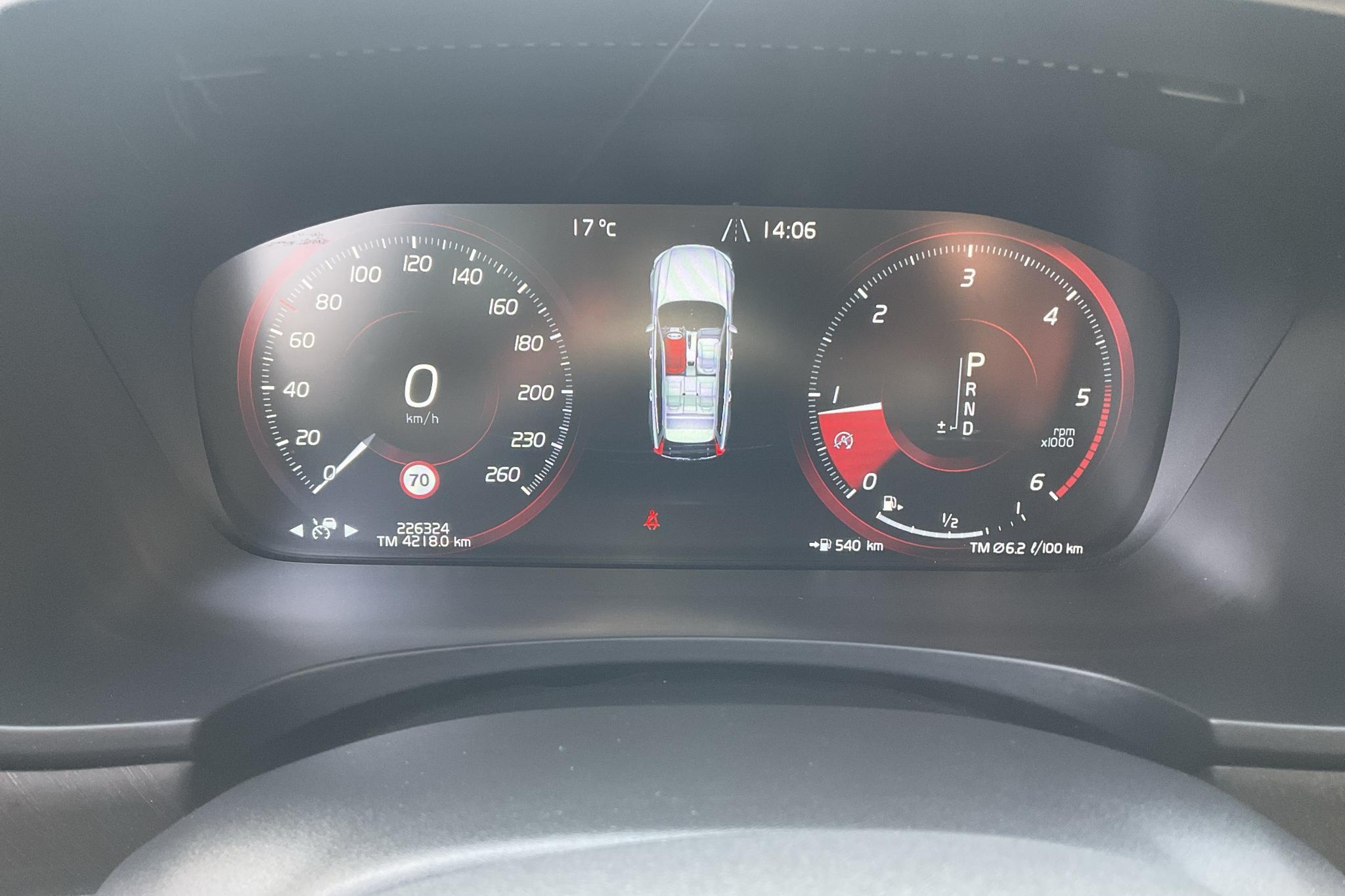 Volvo V90 D4 Cross Country AWD (190hk) - 22 632 mil - Automat - vit - 2019